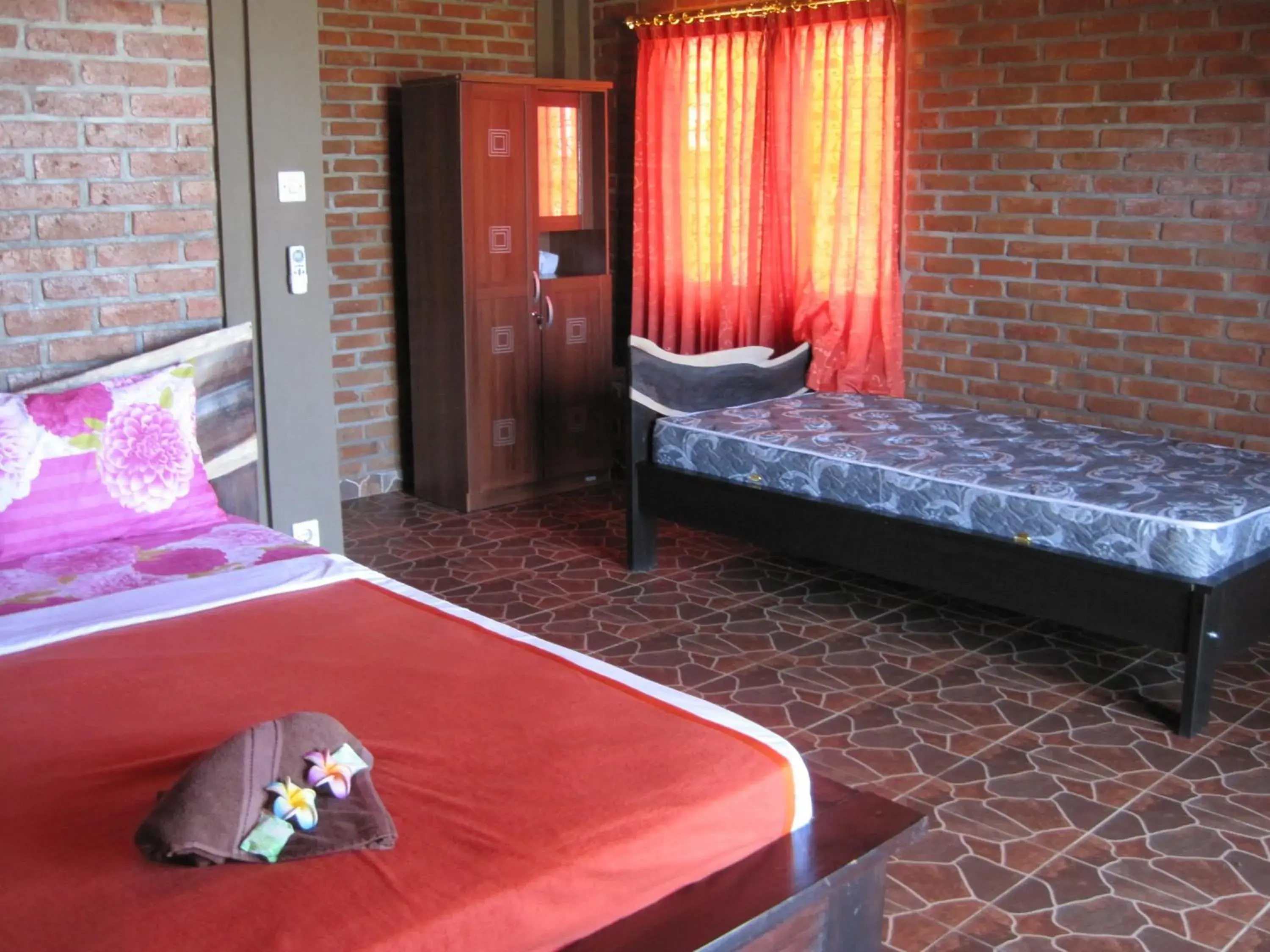 Superior Triple Room in Gubug Balian Beach Bungalow Superior Triple Room in Gubug Balian Beach Bungalow