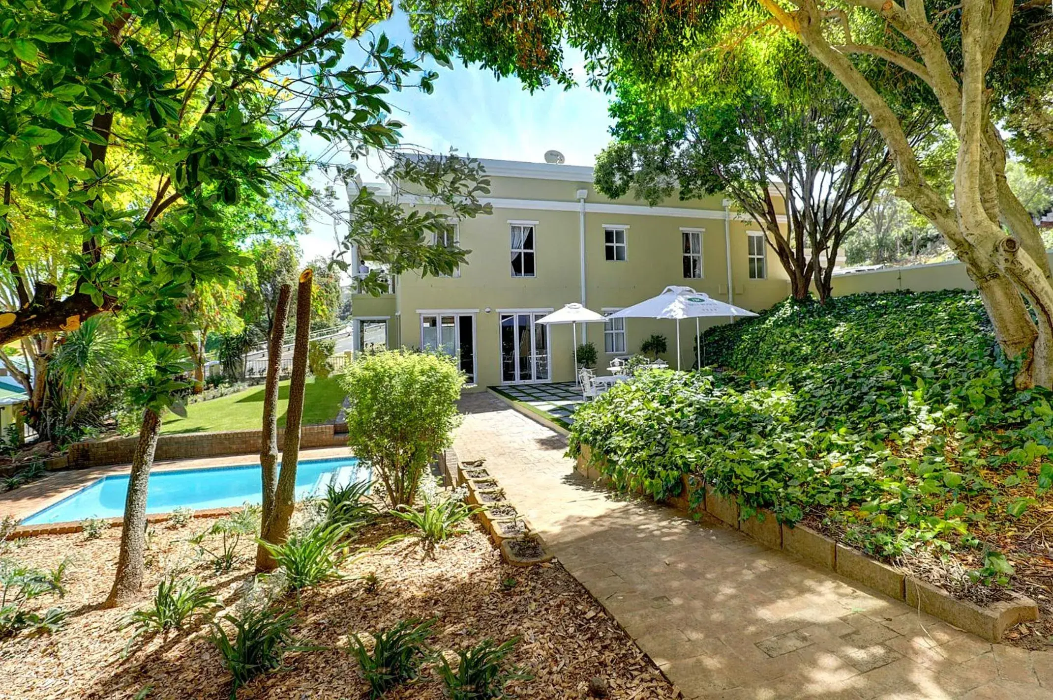 Bell Rosen Guest House Bell Rosen Guest House