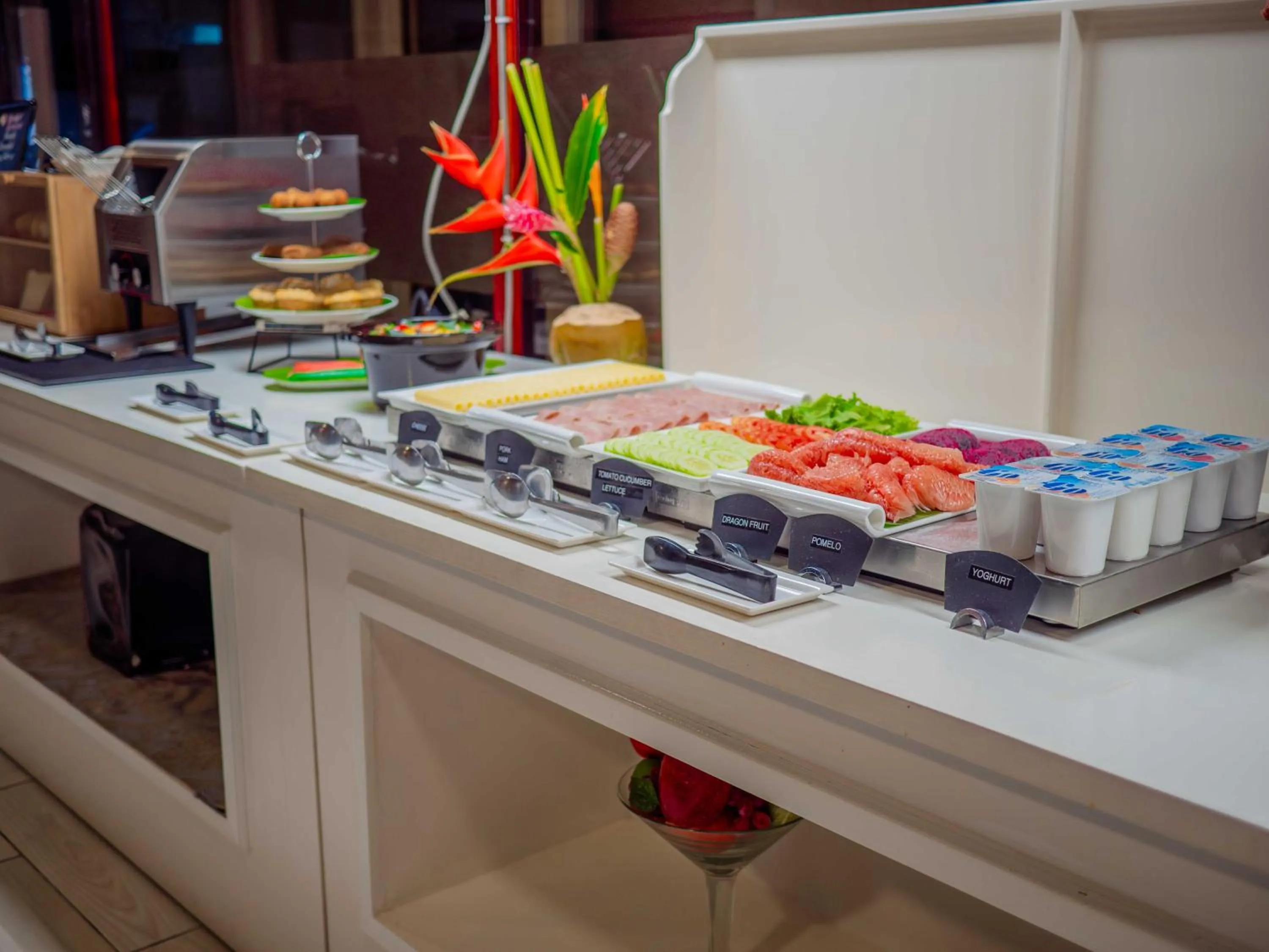 Breakfast in Hotel Palacio