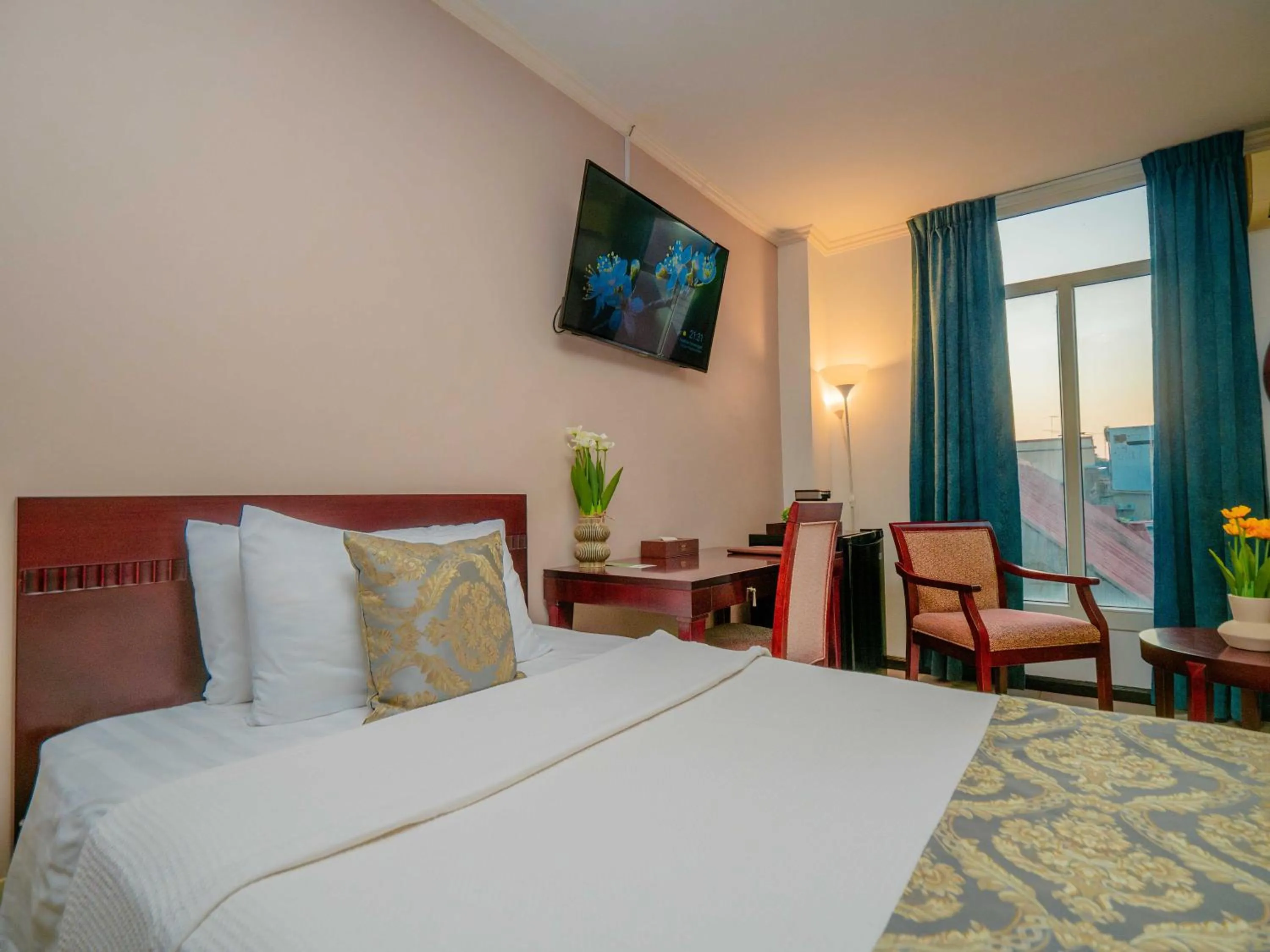 Bed in Hotel Palacio