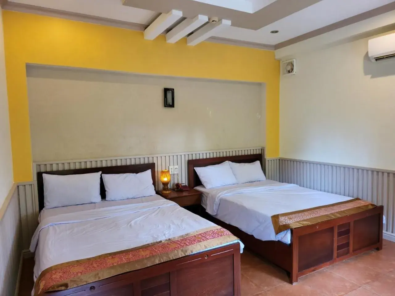 Bed in Rang Garden Bungalow Bed in Rang Garden Bungalow