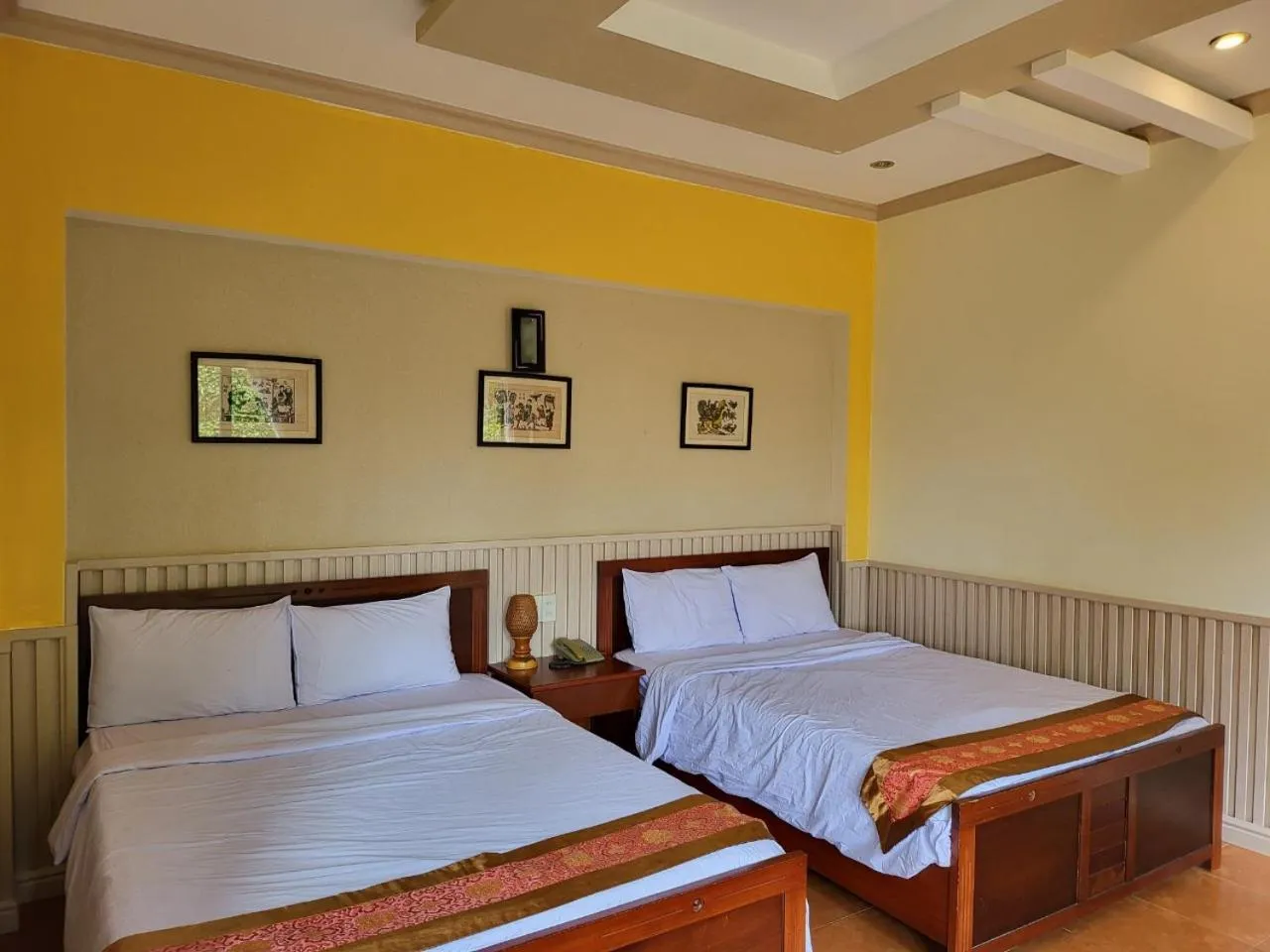 Bed in Rang Garden Bungalow