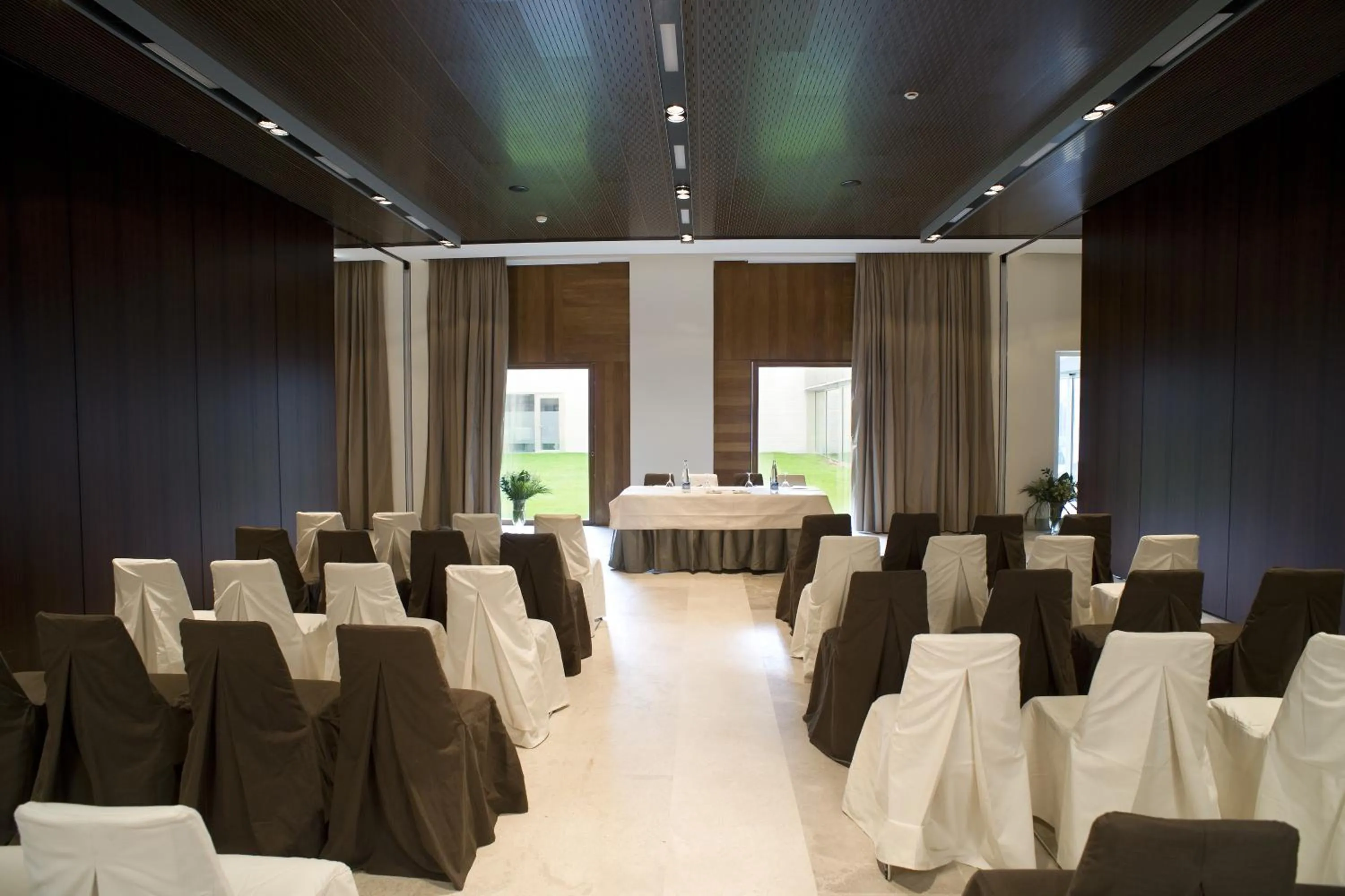 Business facilities in Parador de Alcalá de Henares