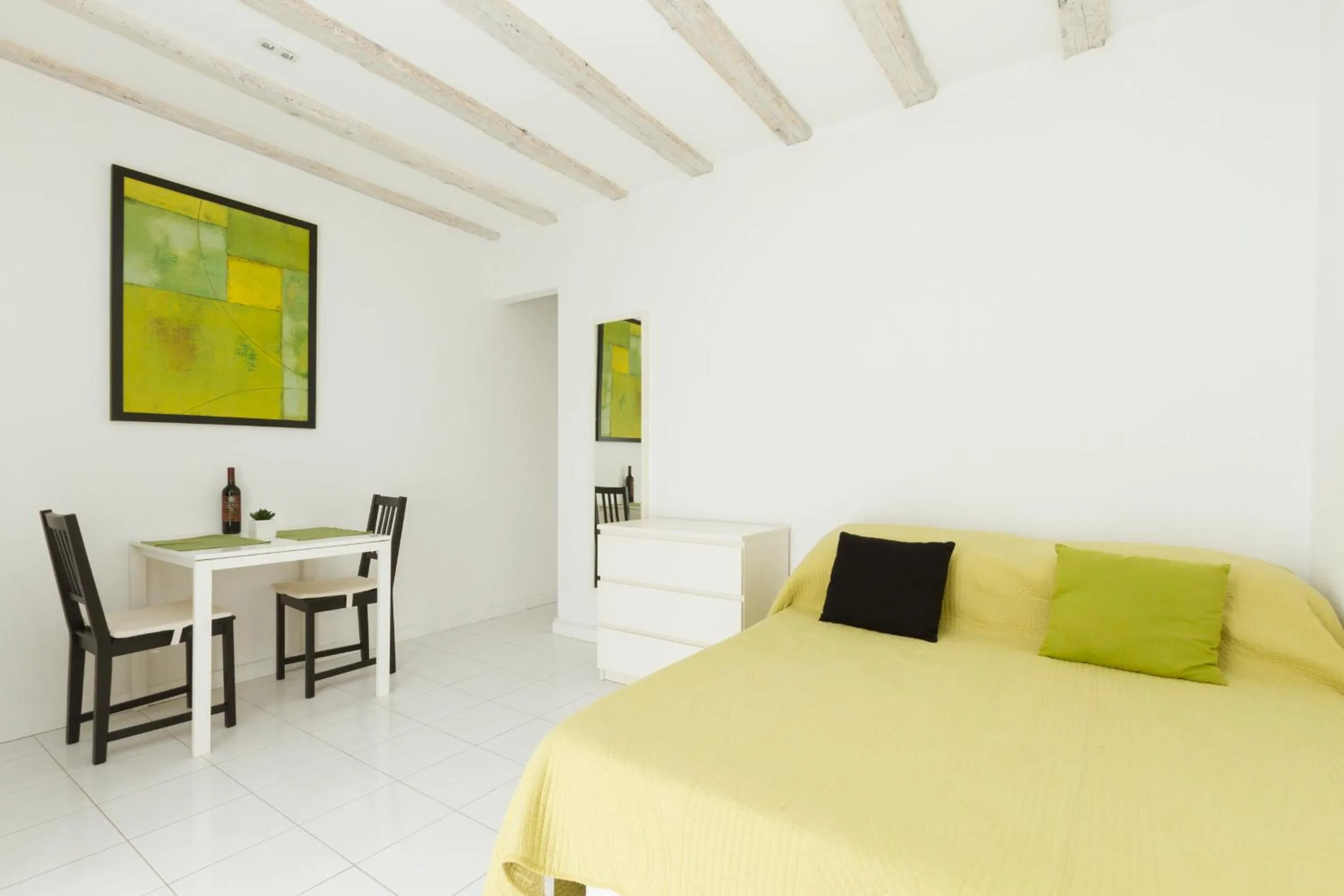 Photo of the whole room, Bed in Eco Old Town Beach