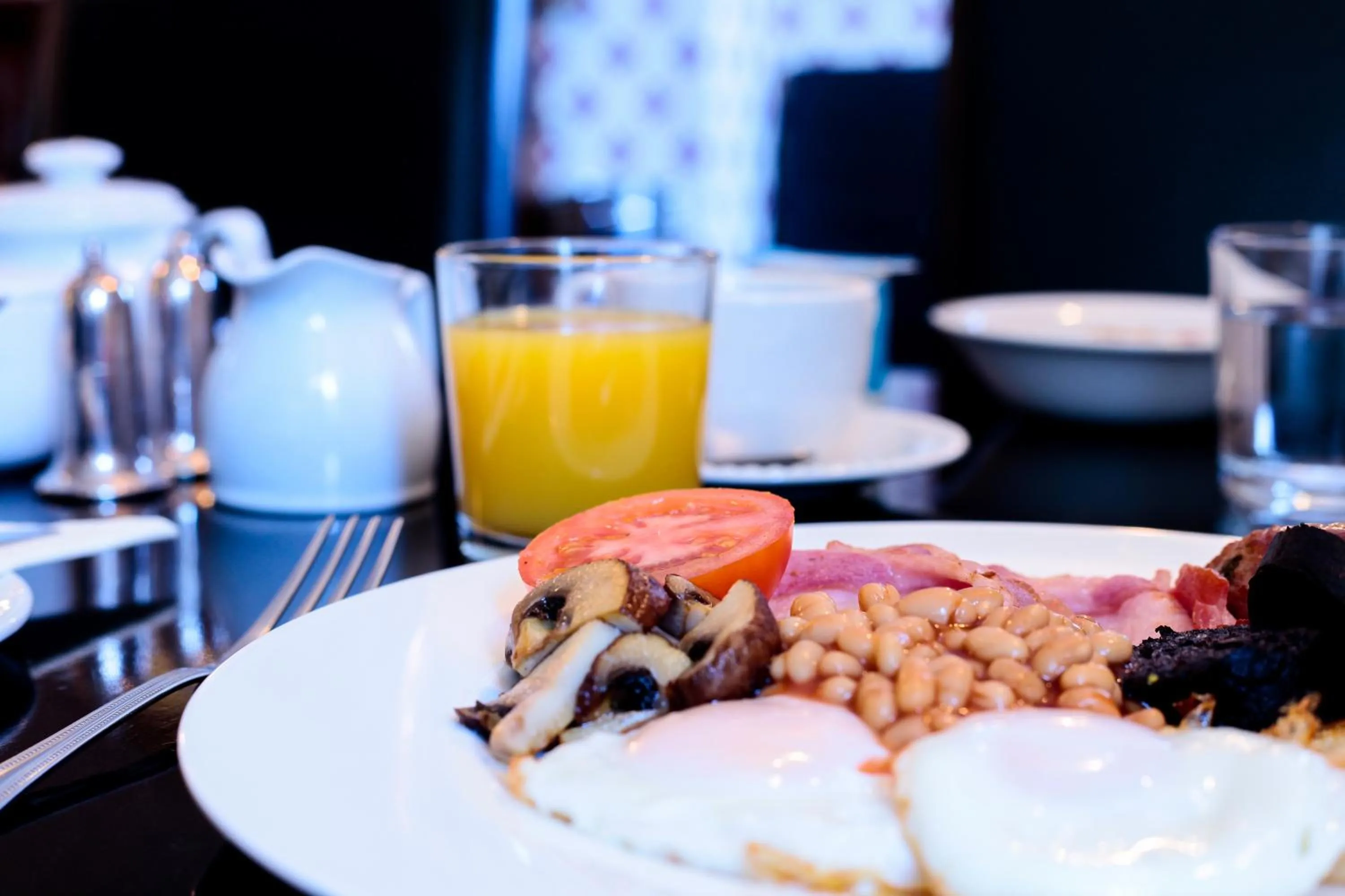 Buffet breakfast in Rollestone Manor B&B and Restaurant