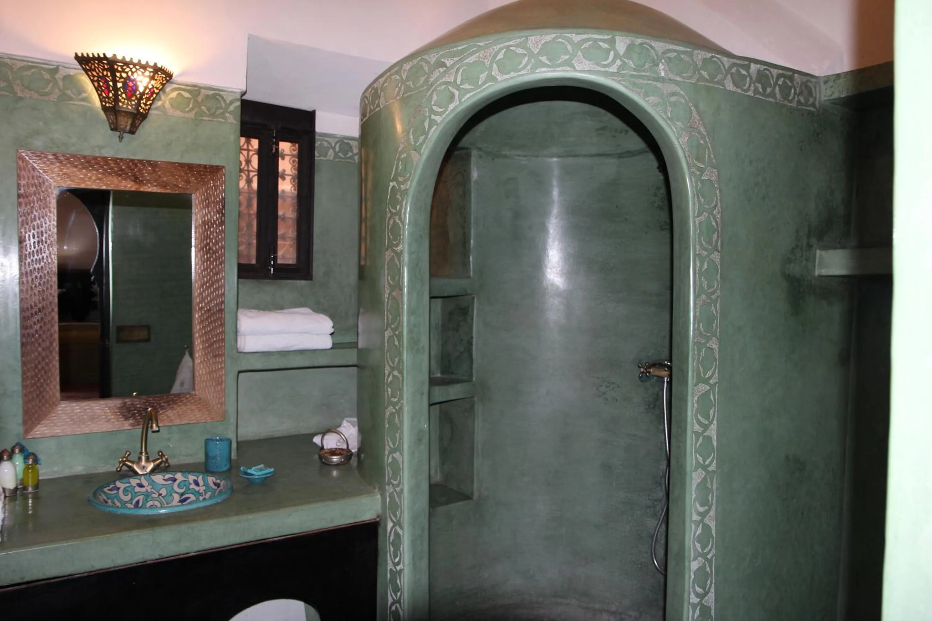 Bathroom in Riad Terra Bahia