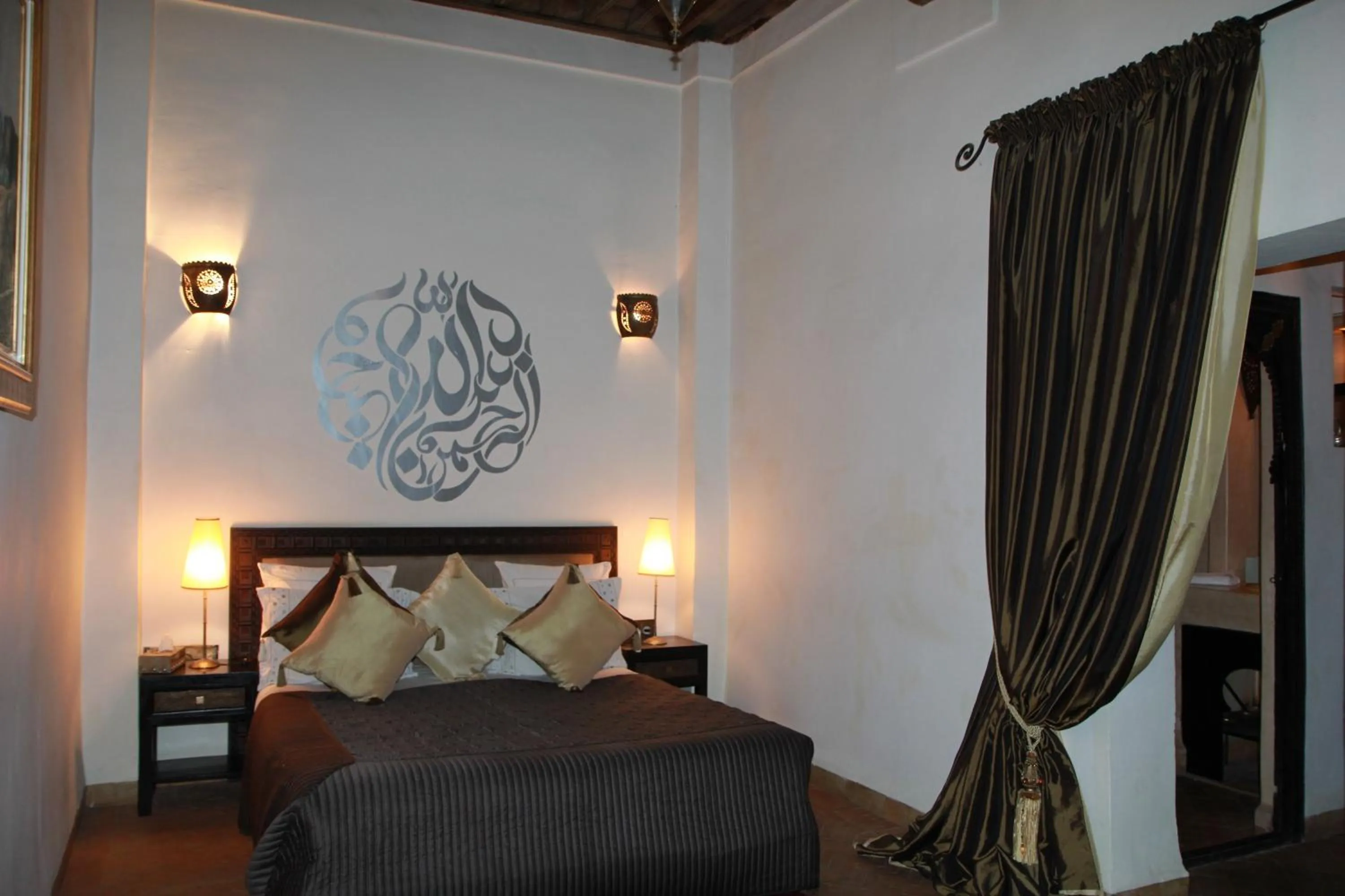 Decorative detail, Bed in Riad Terra Bahia