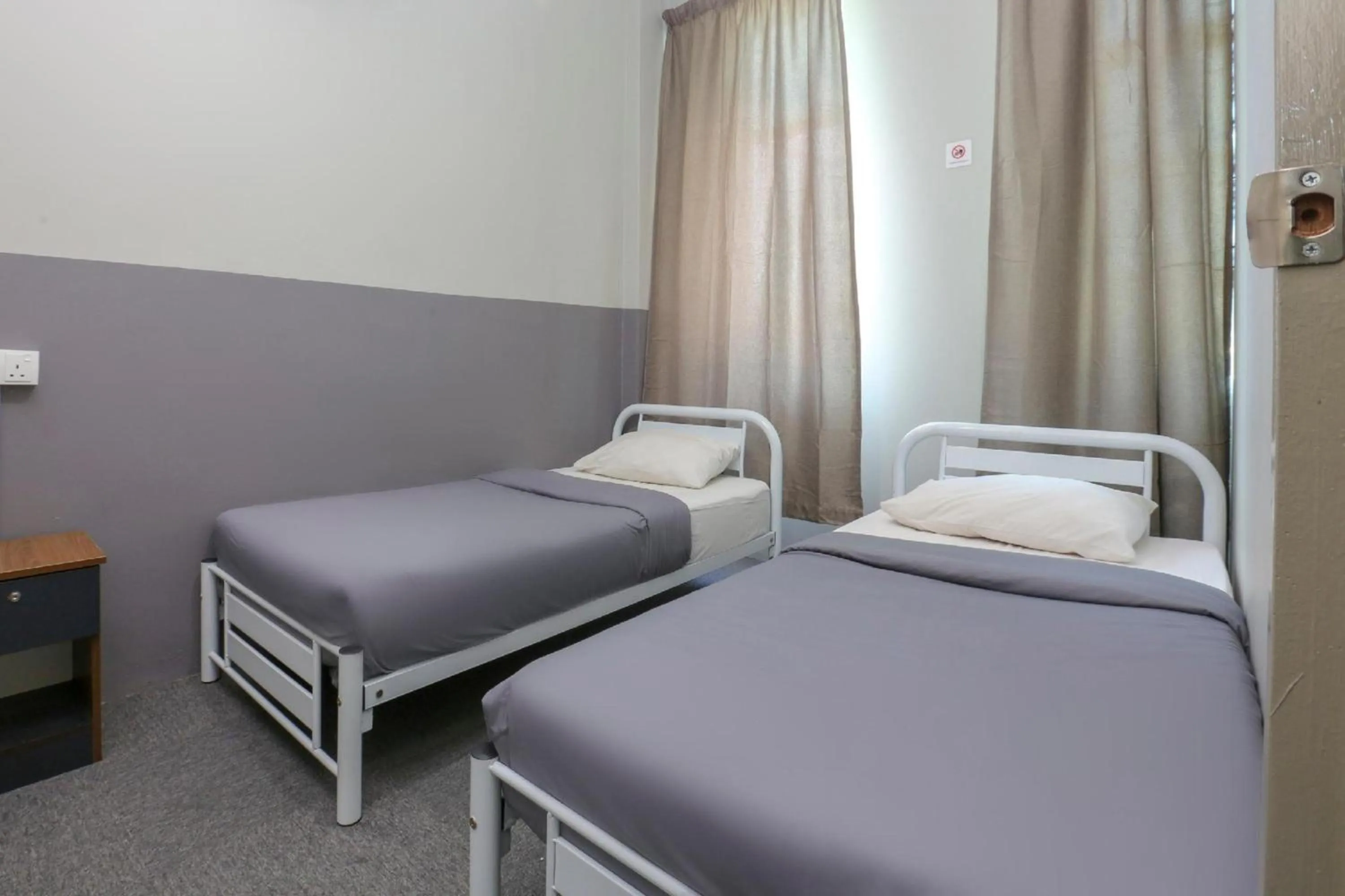 Photo of the whole room in SPOT ON 89751 Bed Station Guest House