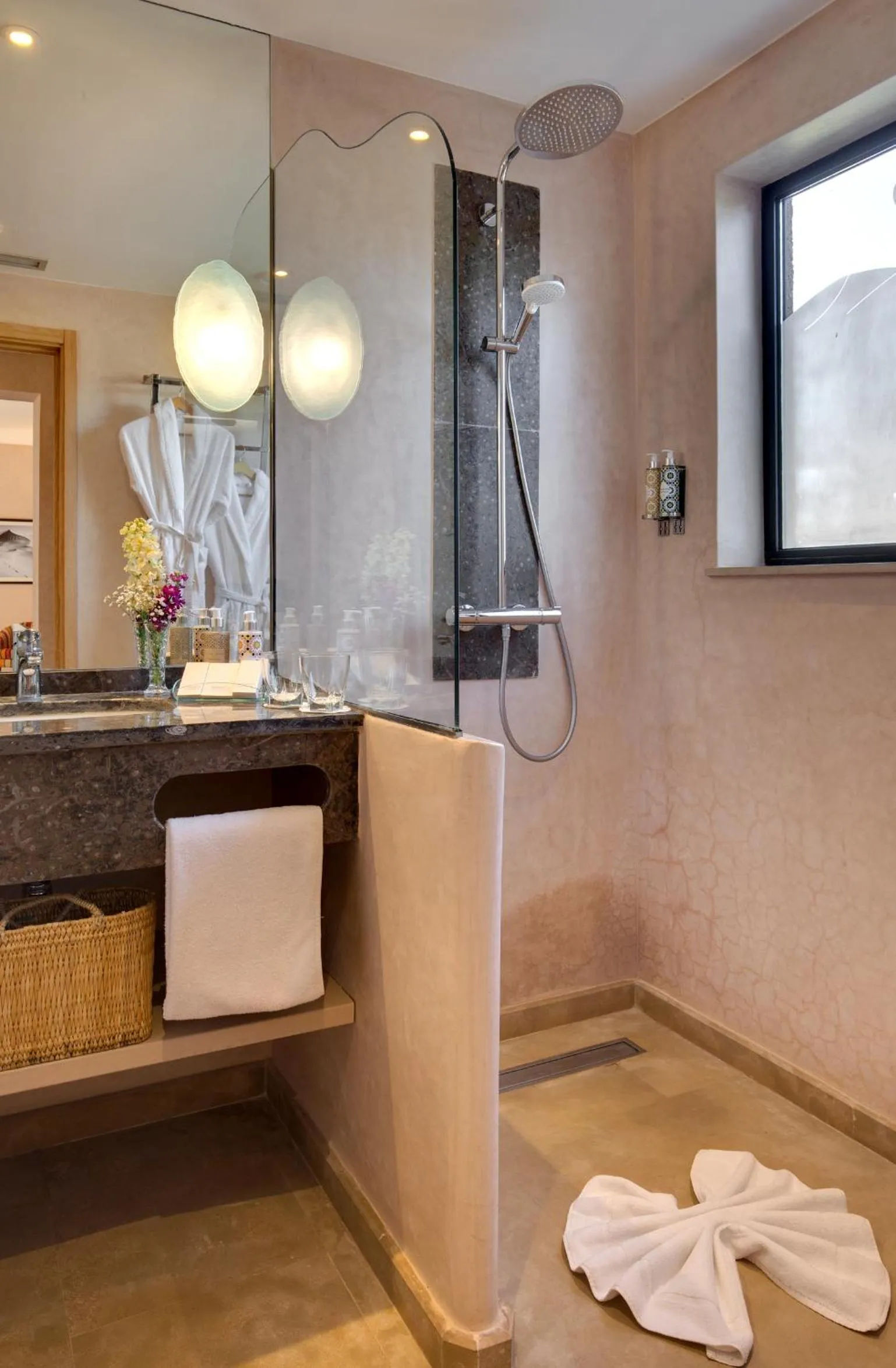 Bathroom in Oasis lodges