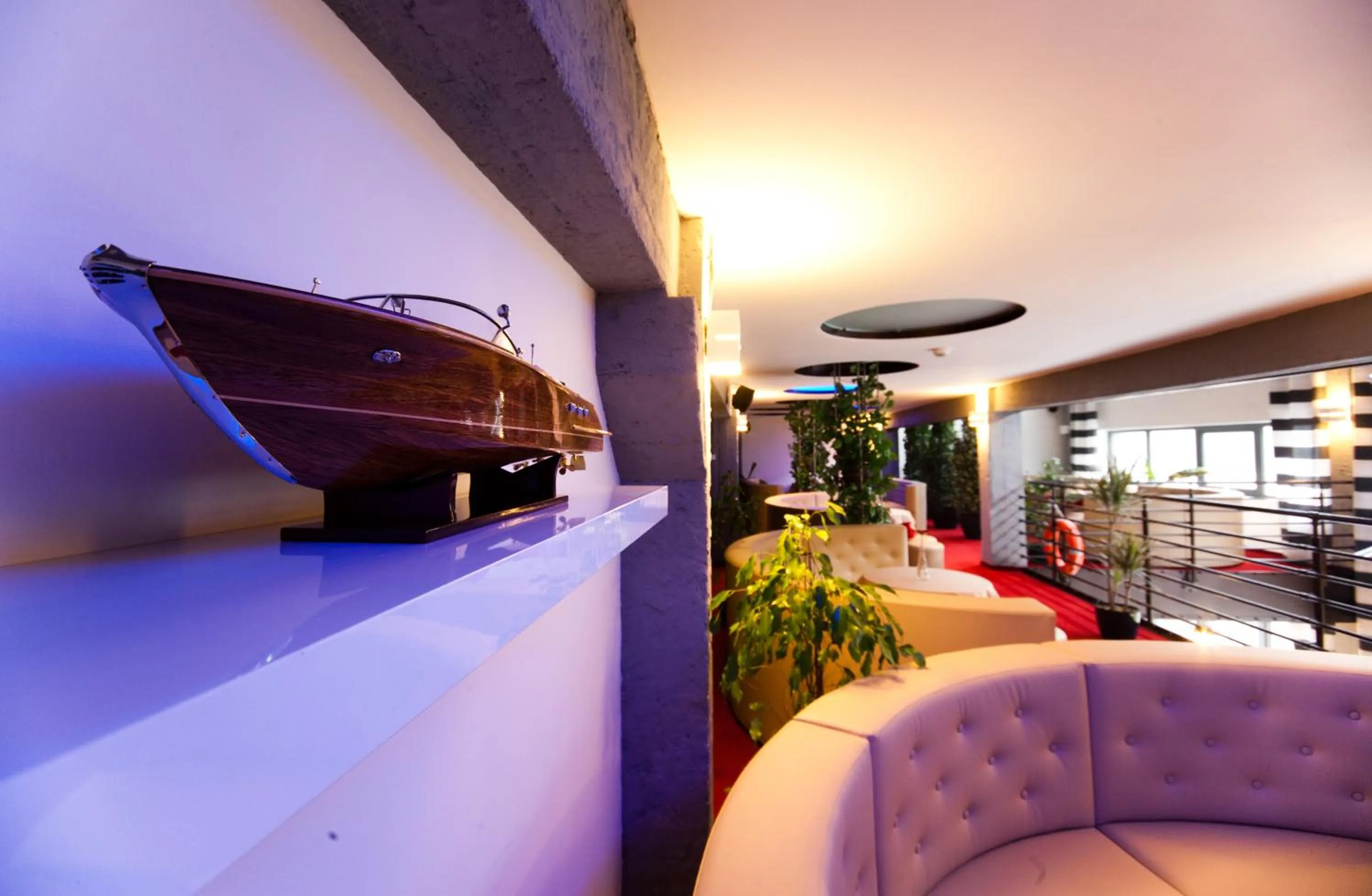 Communal lounge/ TV room in Hotel Malinowski Business