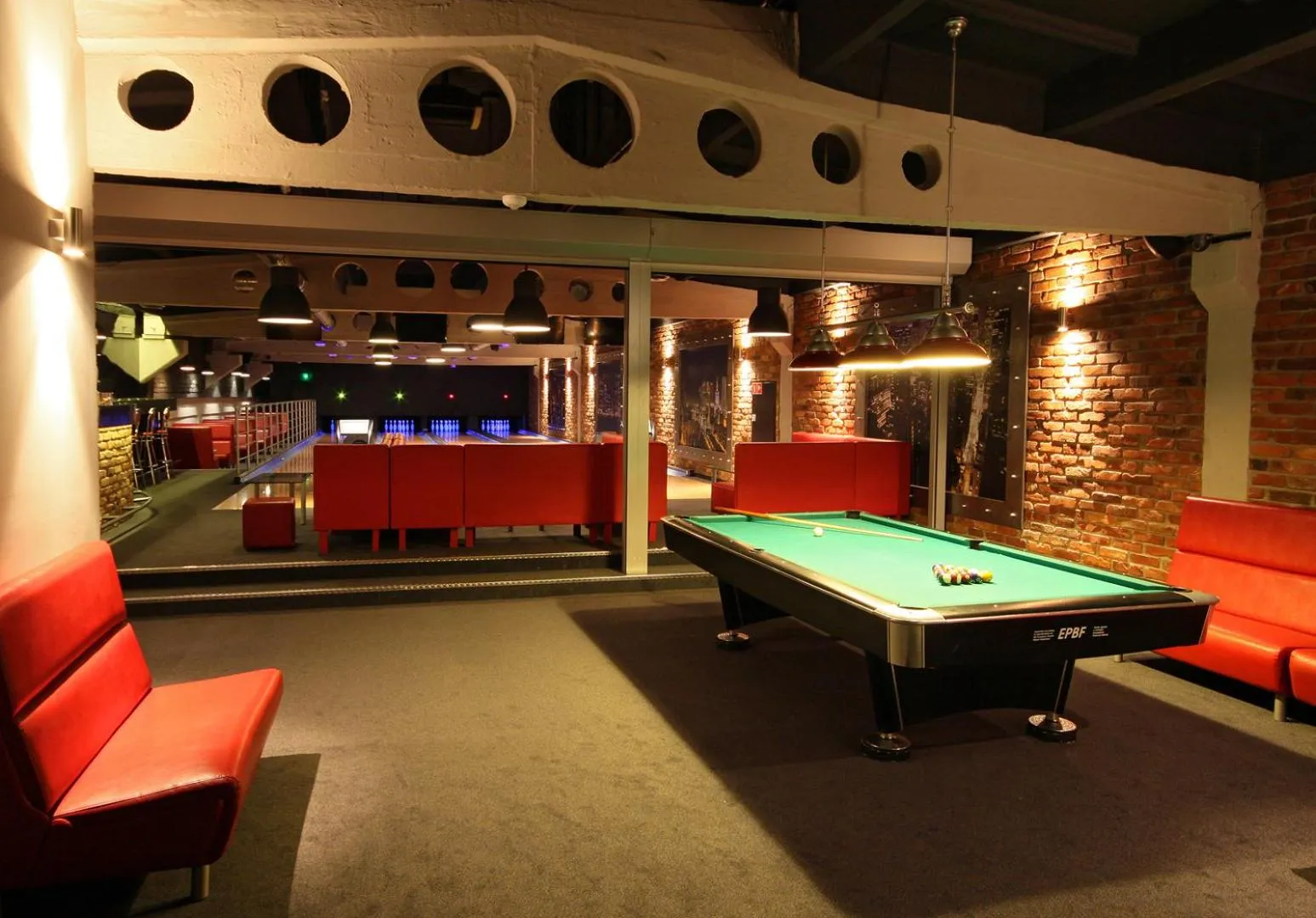 Bowling in Hotel Malinowski Business