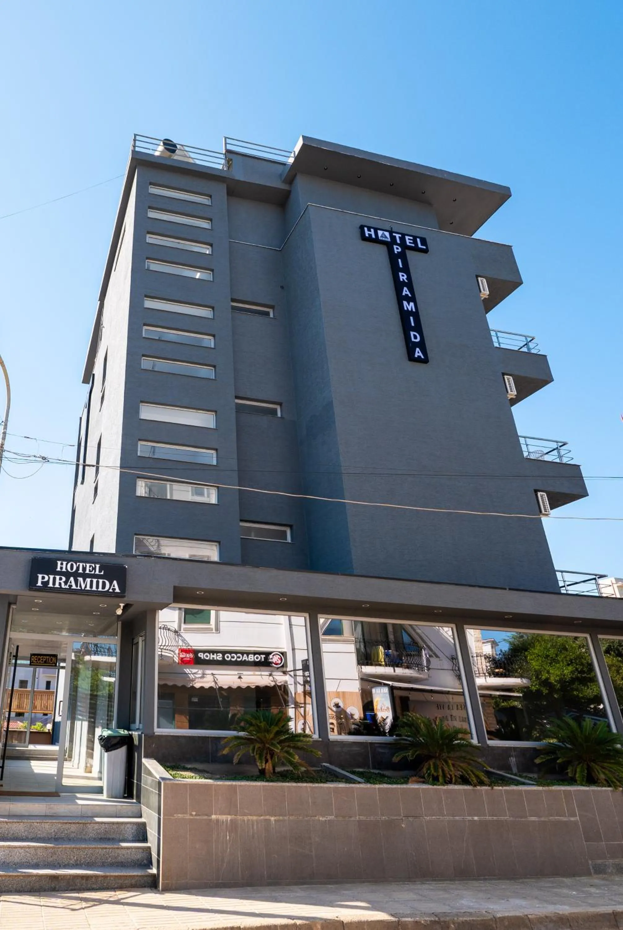 Property building in Hotel Piramida