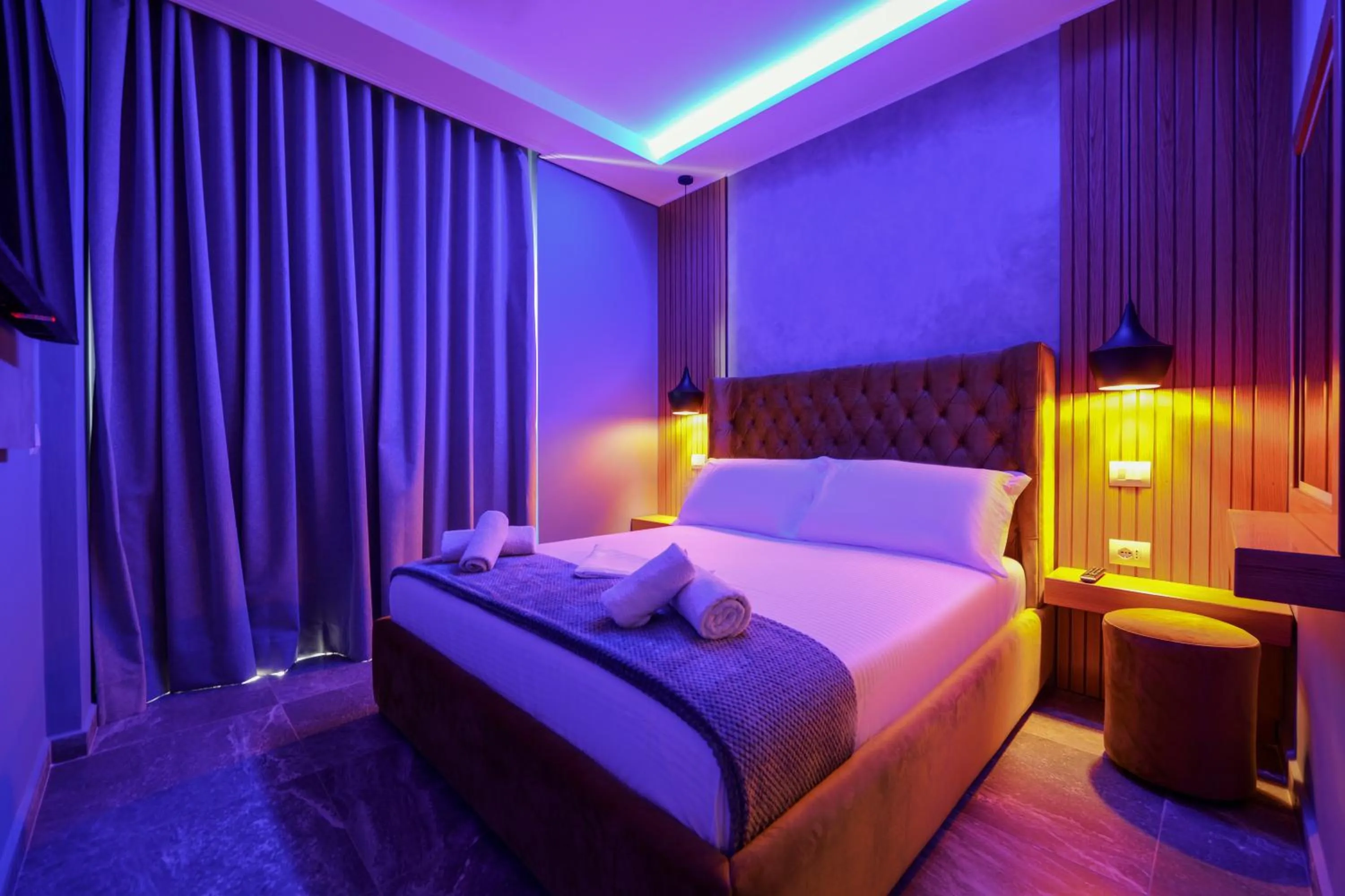 Bed in Hotel Piramida