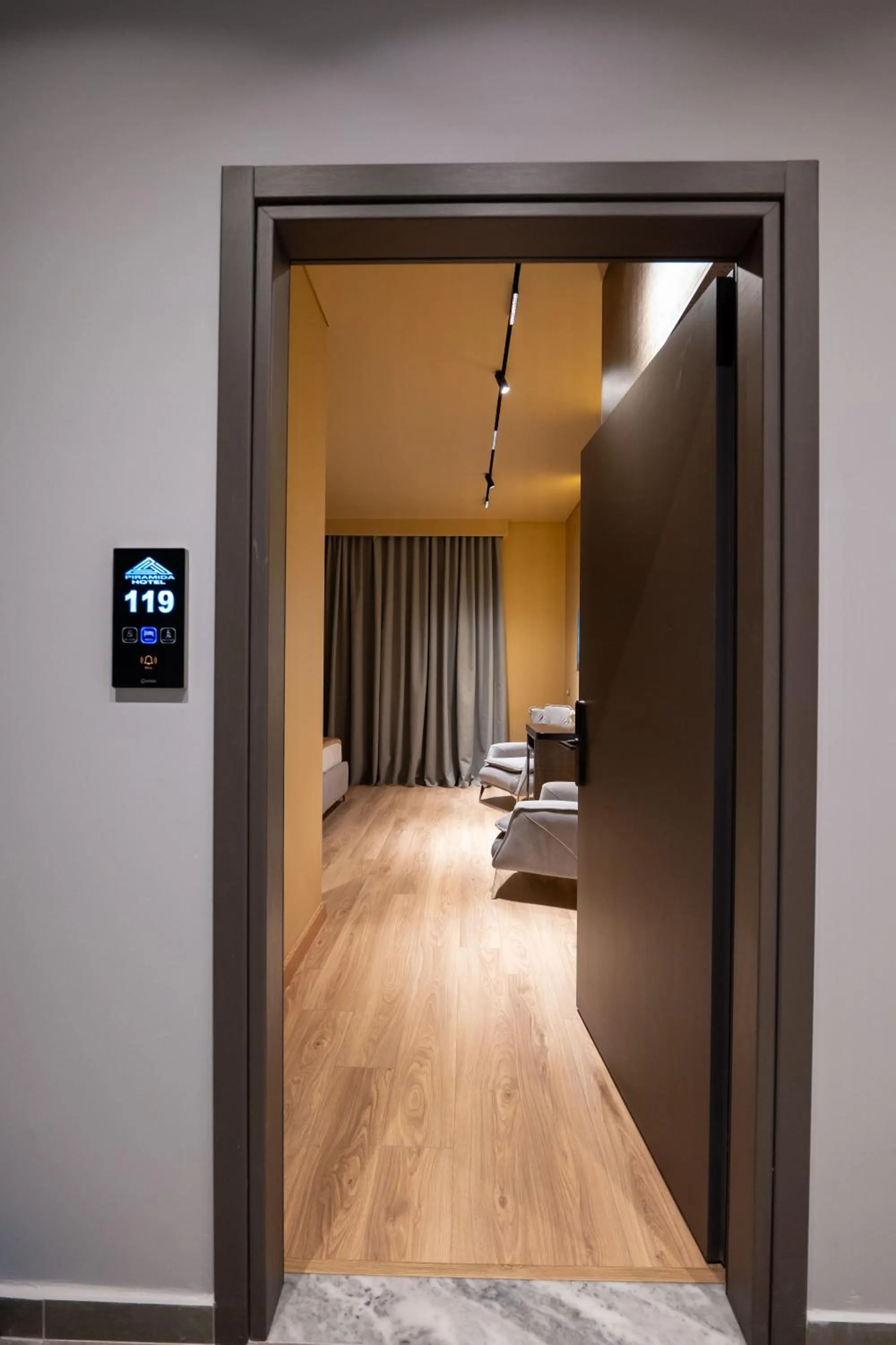 Bed in Hotel Piramida