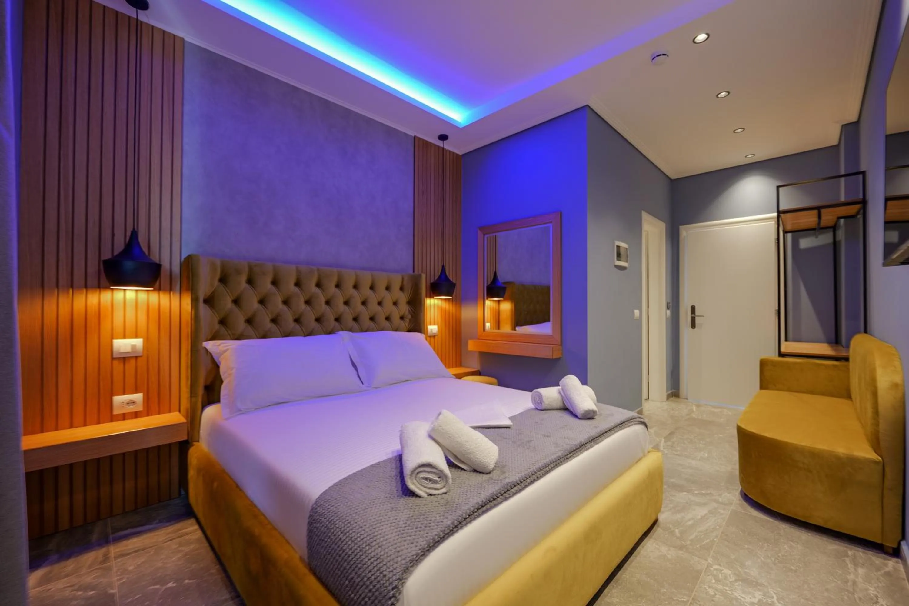 Bed in Hotel Piramida