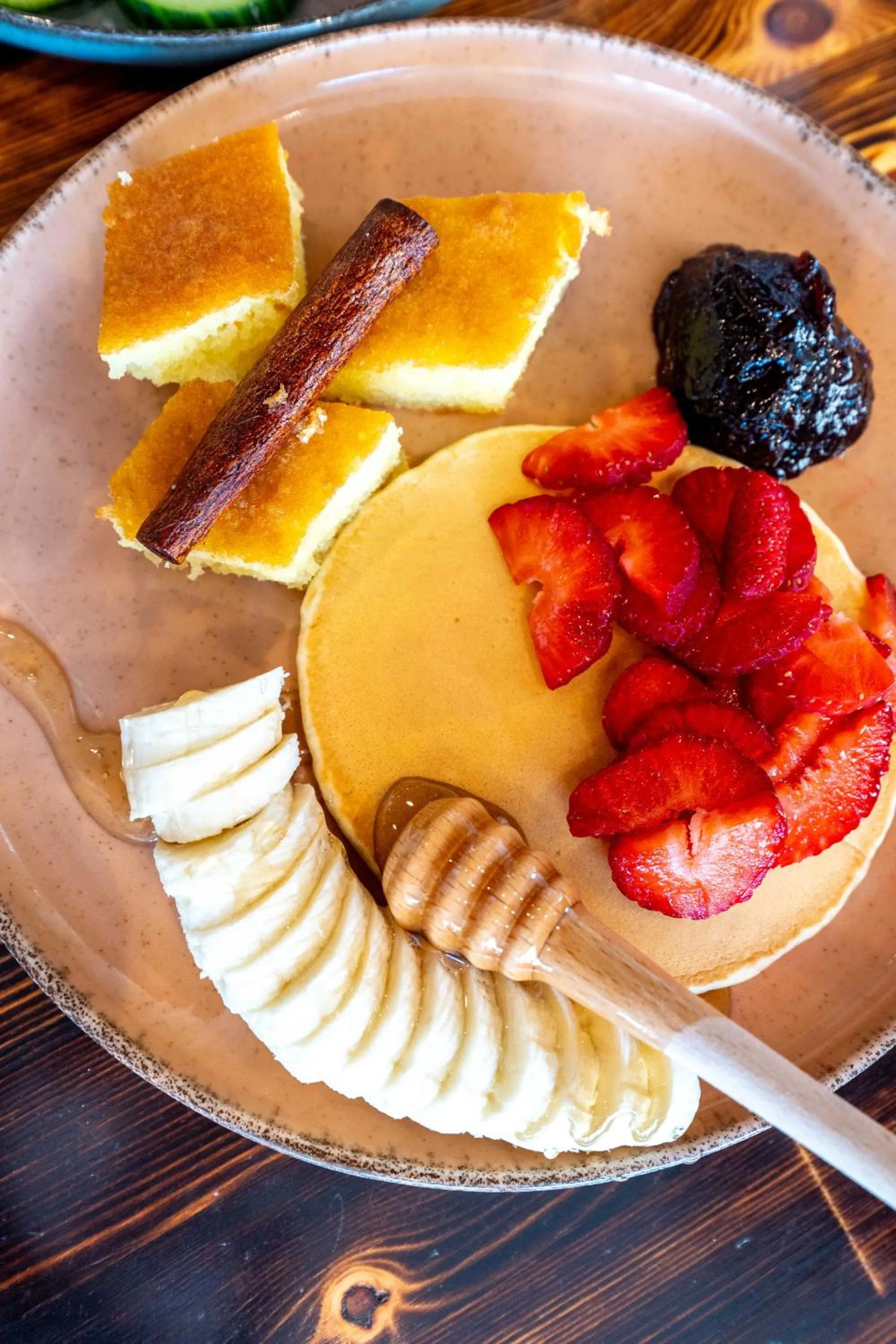 Food and drinks in Hotel Piramida