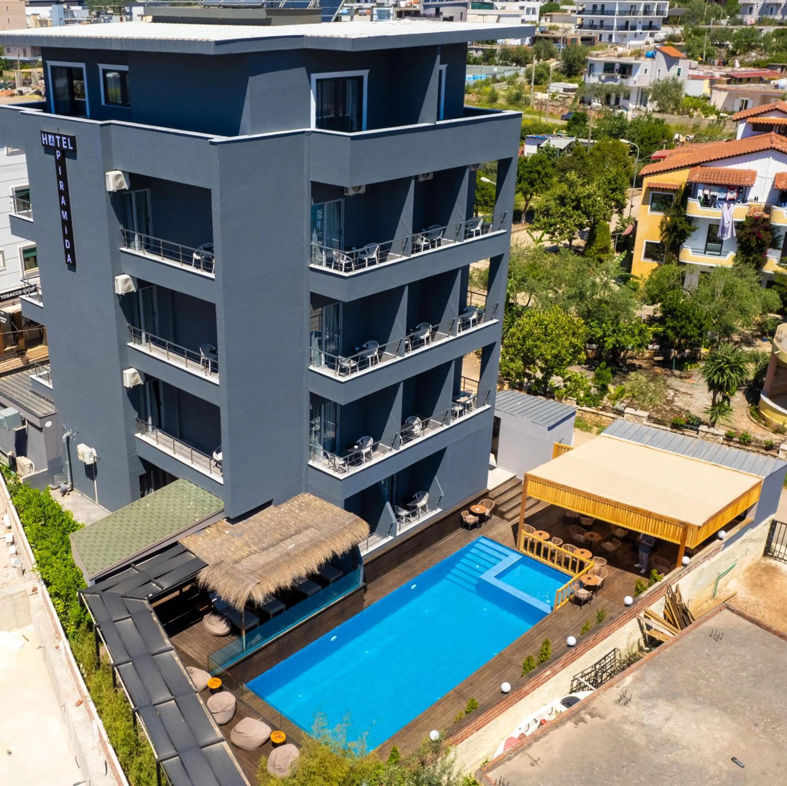 Property building in Hotel Piramida