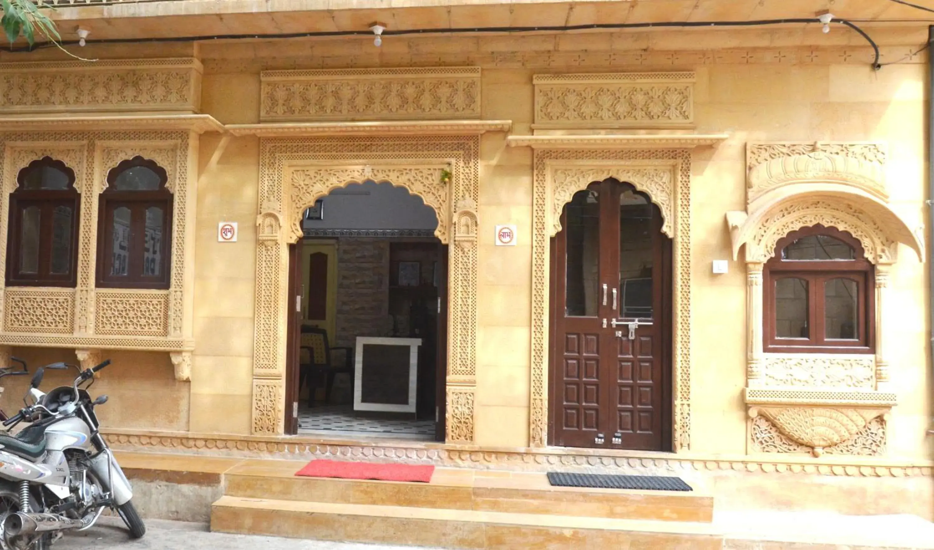 Property building in Hotel Renuka Property building in Hotel Renuka