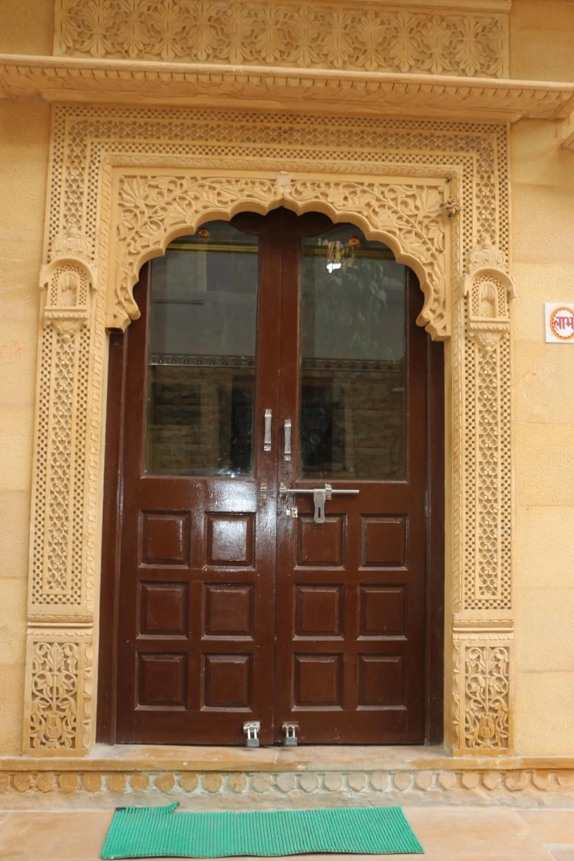 Facade/entrance in Hotel Renuka