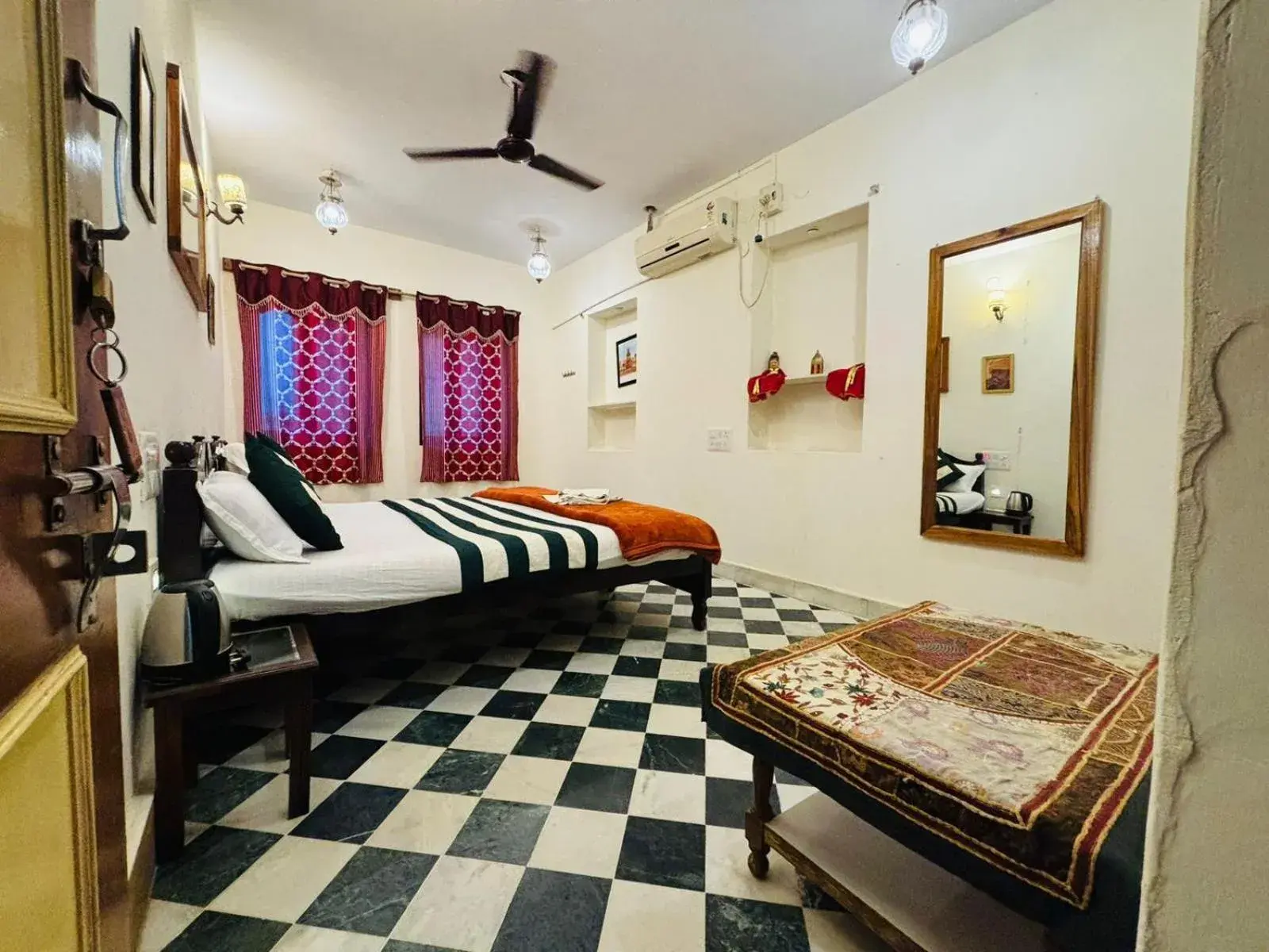 Bedroom, Bed in Hotel Renuka Bedroom, Bed in Hotel Renuka