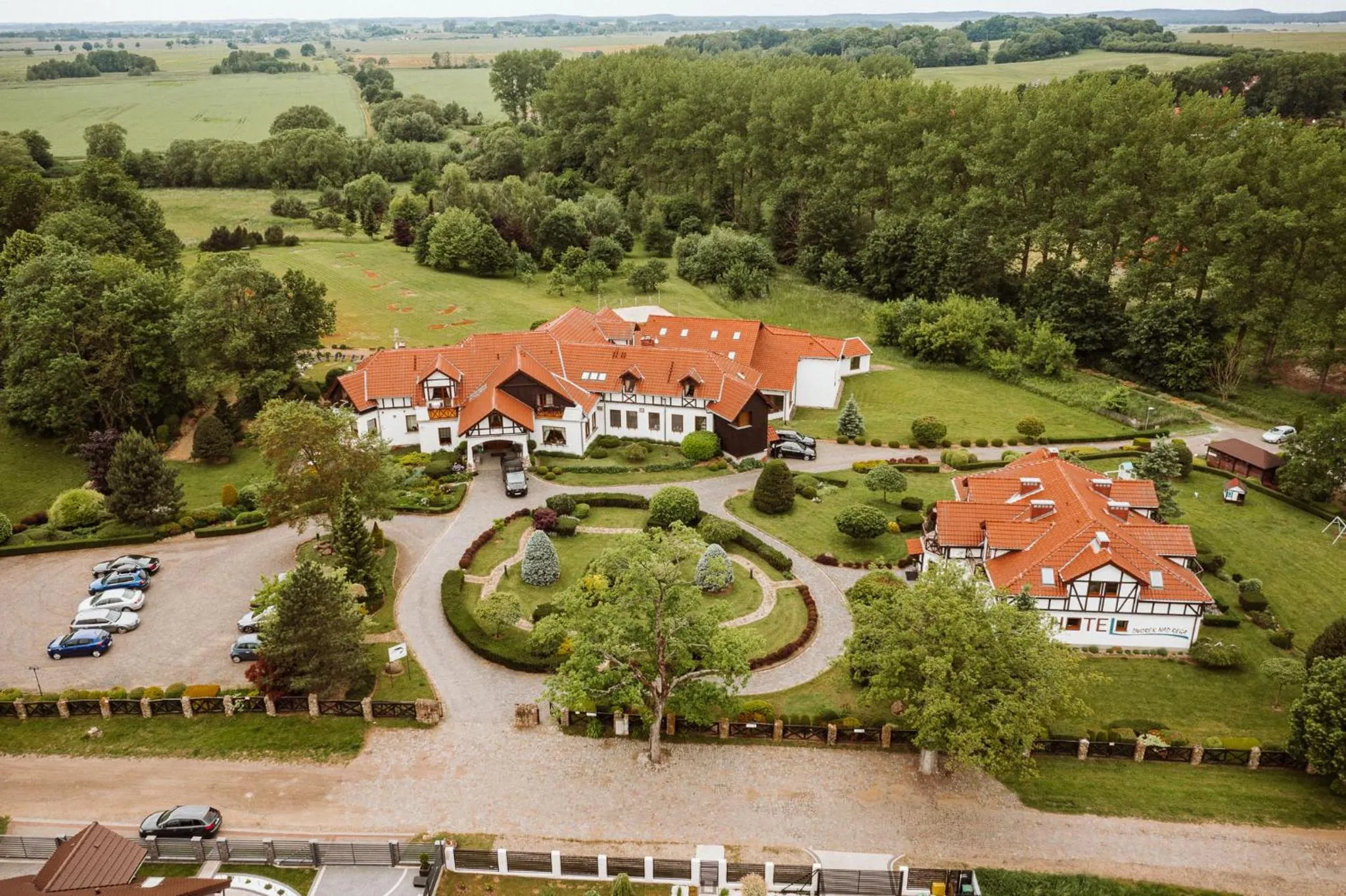 Property building in Hotel Dworek nad Regą