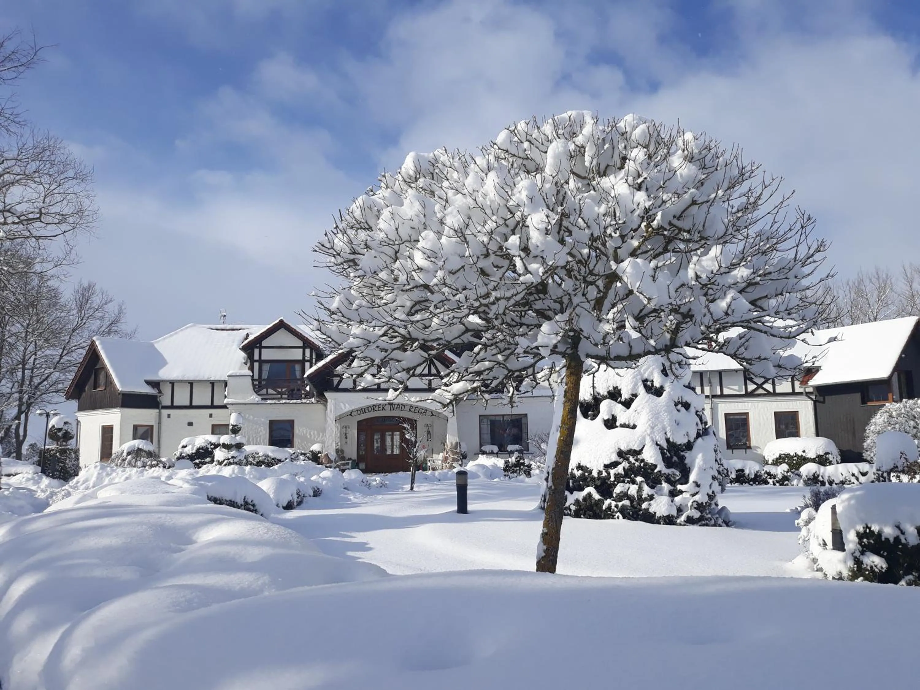 Winter in Hotel Dworek nad Regą