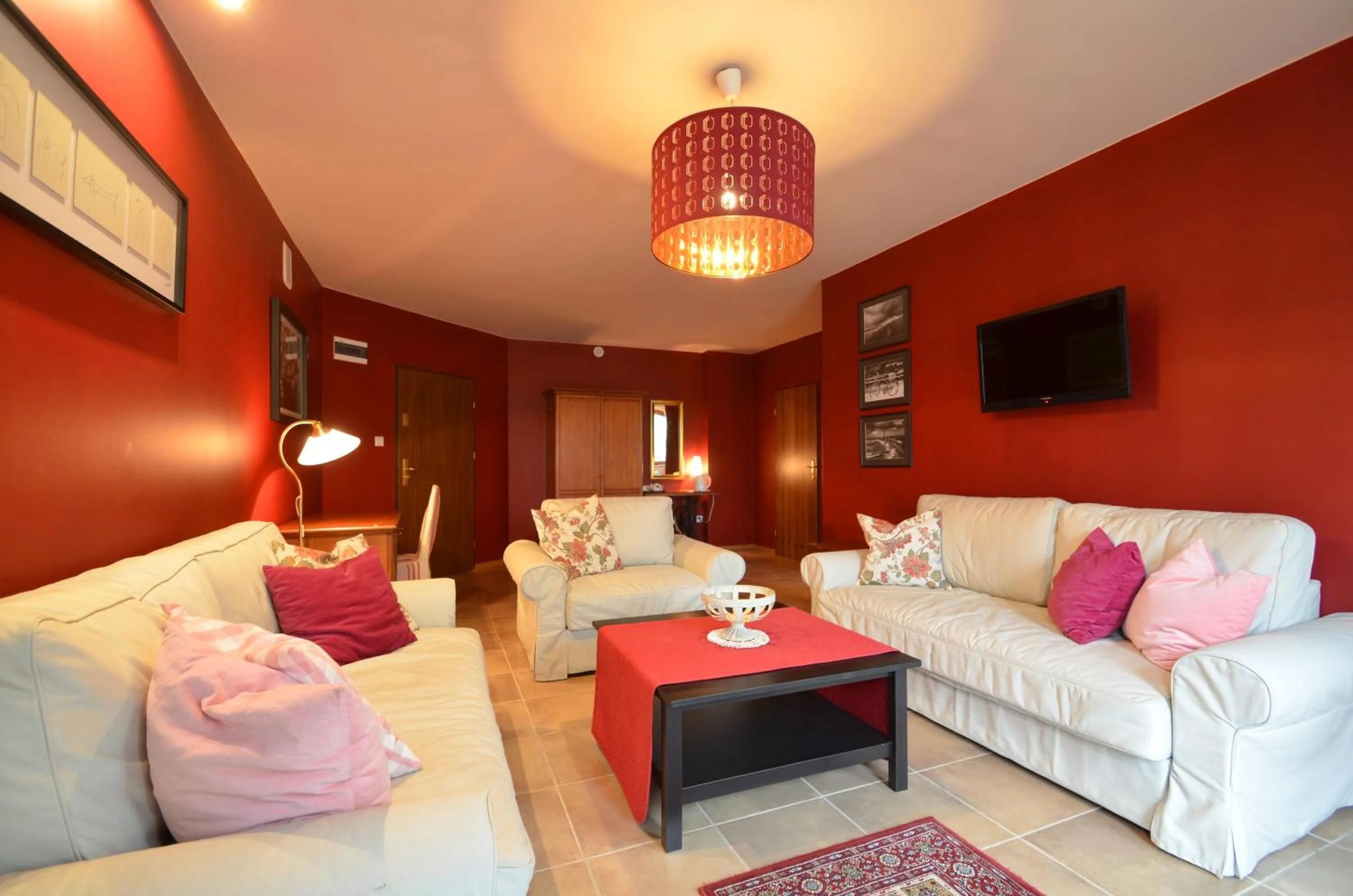 Living room in Hotel Dworek nad Regą