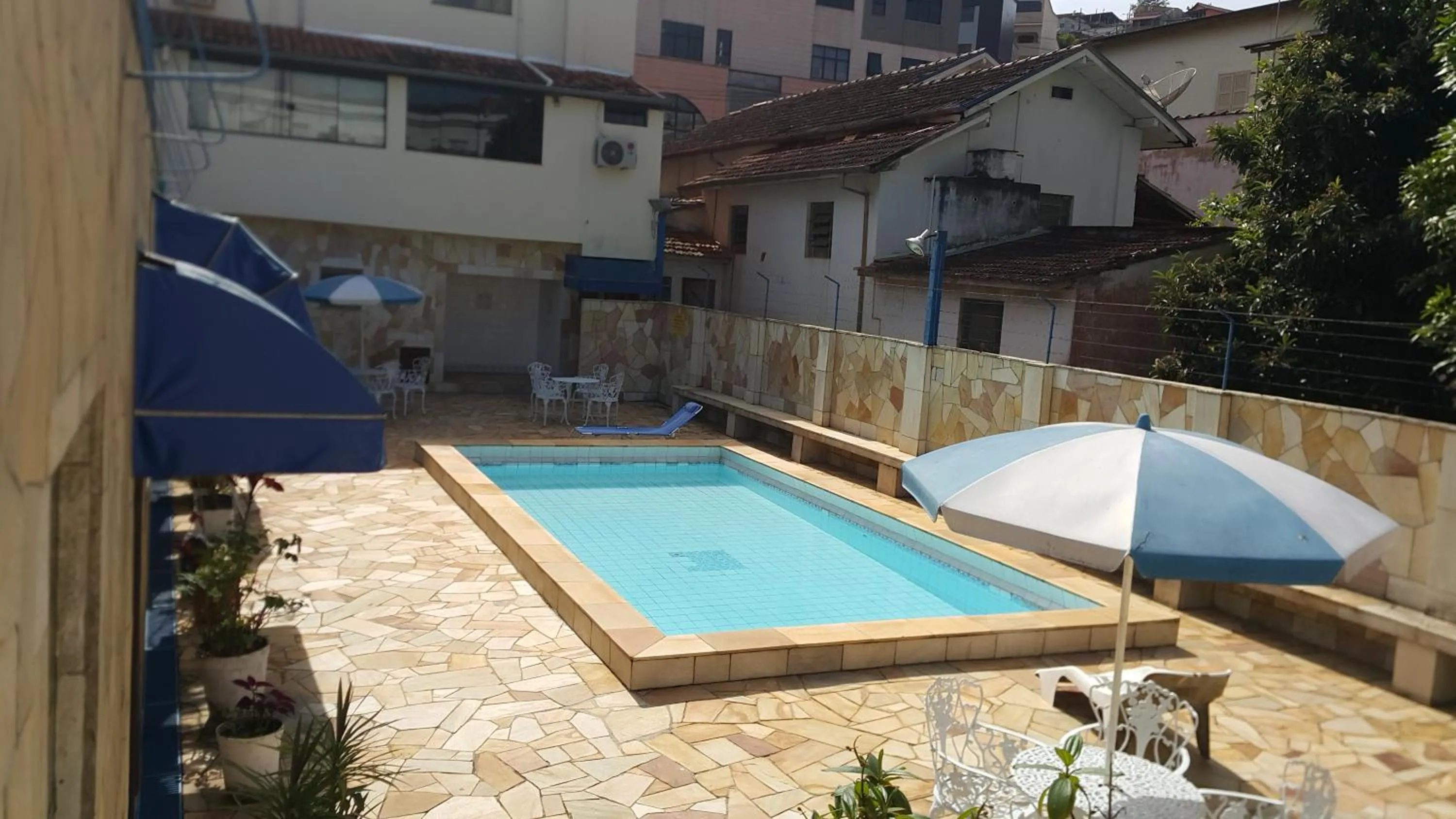 Swimming pool in Apart Hotel em Caxambu207