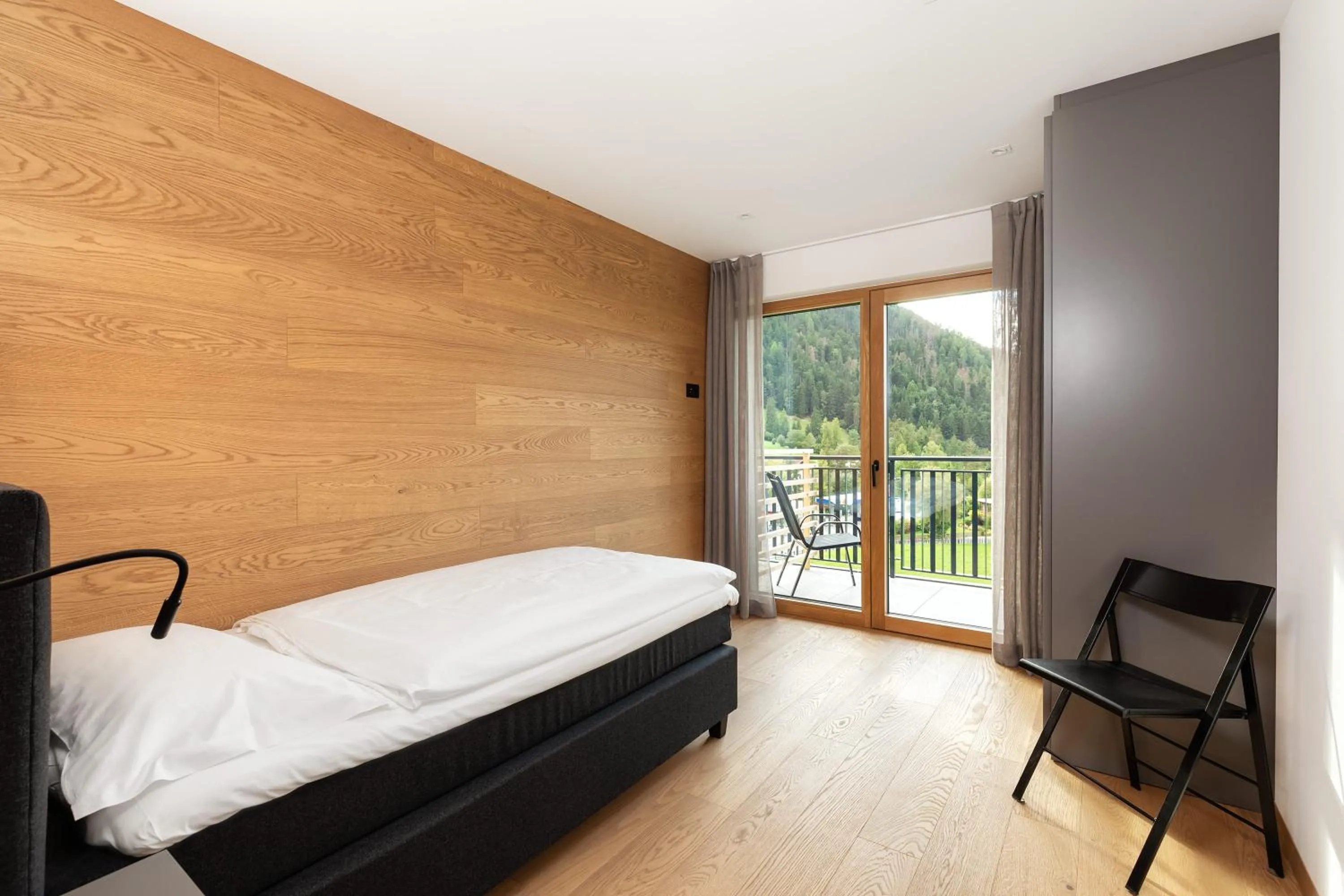 Bedroom, Bed in Residence Catarina Lanz