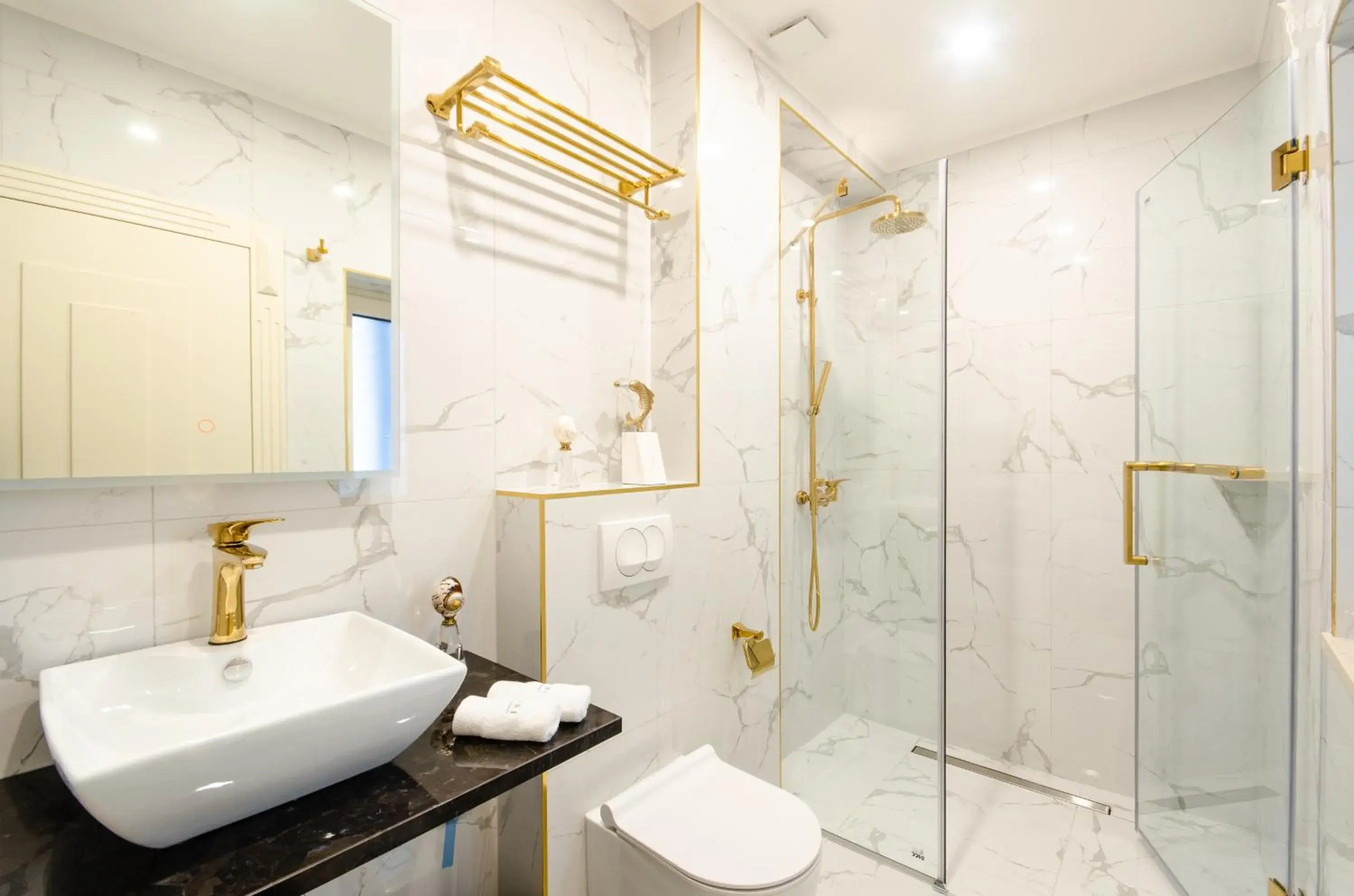 Deluxe King Room in Villa Brandestini Deluxe King Room in Villa Brandestini