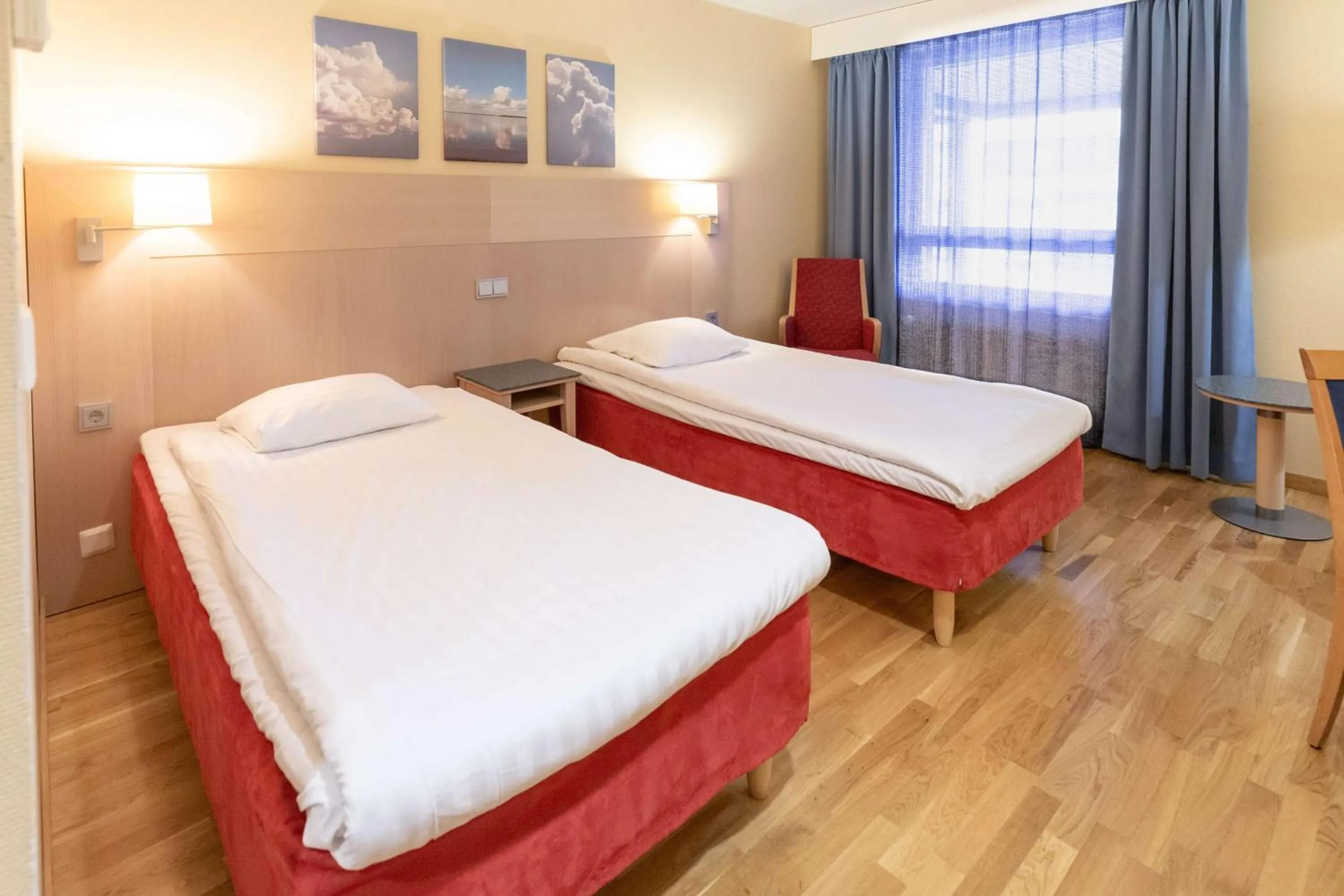 Bedroom, Bed in Scandic Kouvola