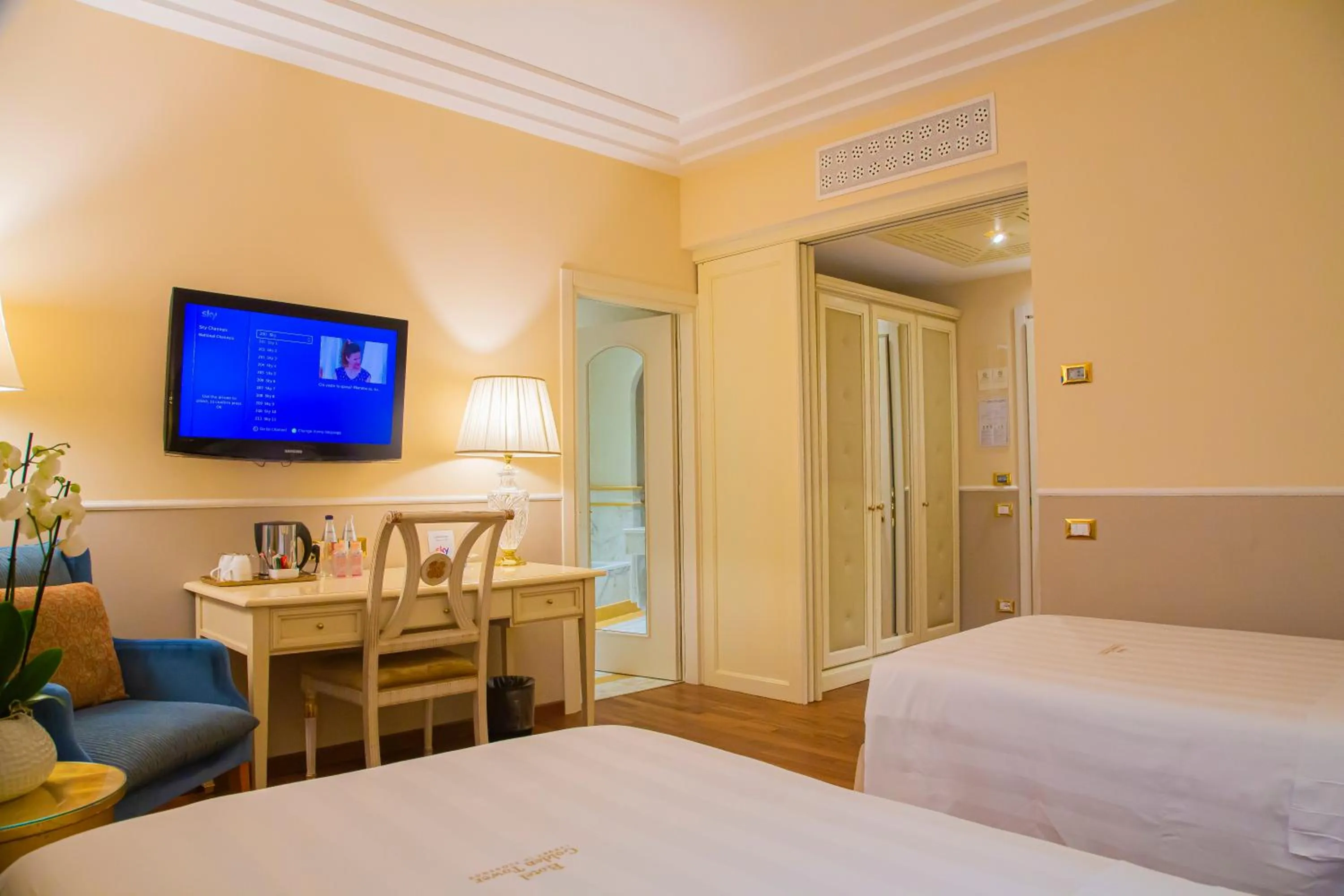 Bedroom, Bed in Golden Tower Hotel & Spa