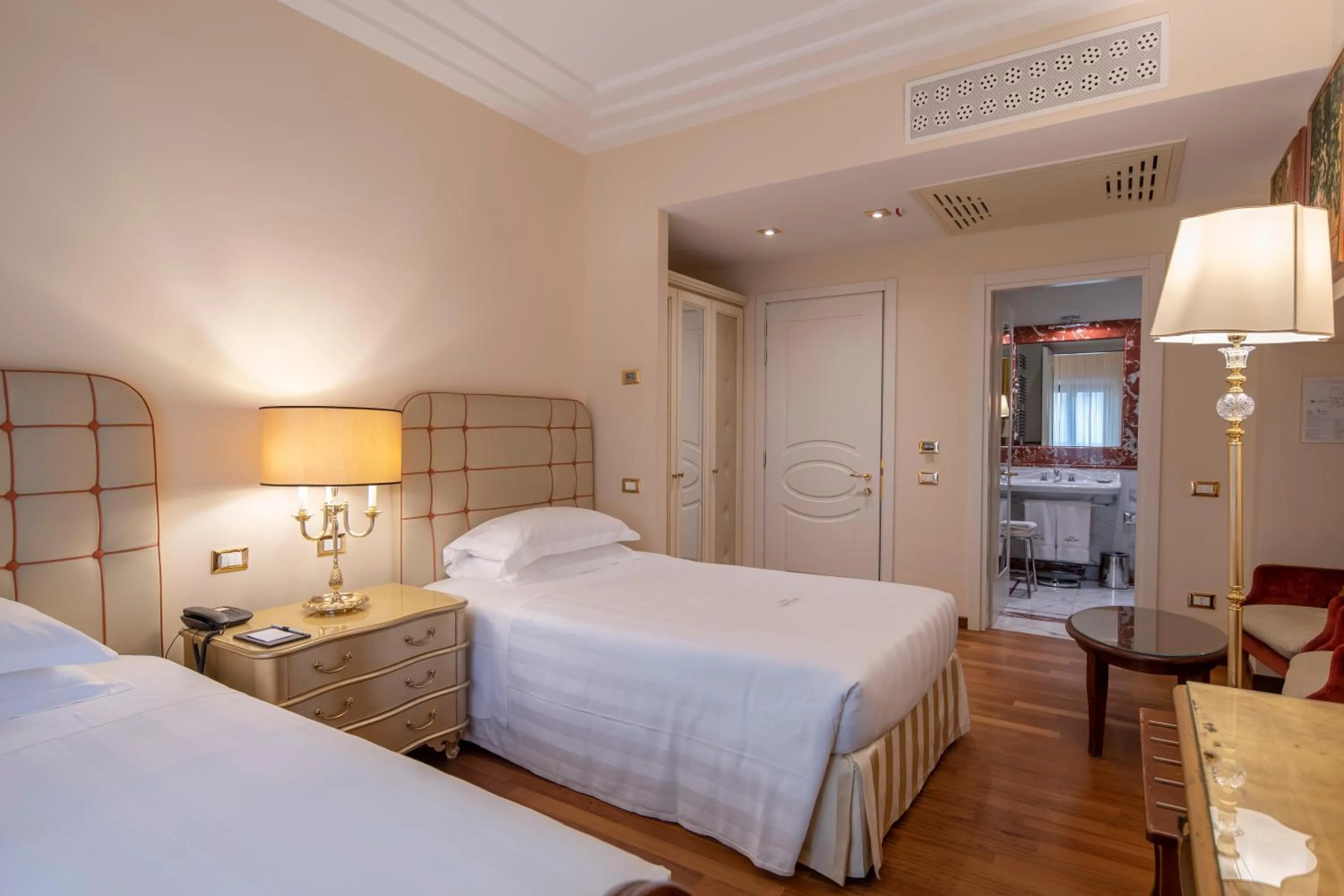 Bedroom, Bed in Golden Tower Hotel & Spa