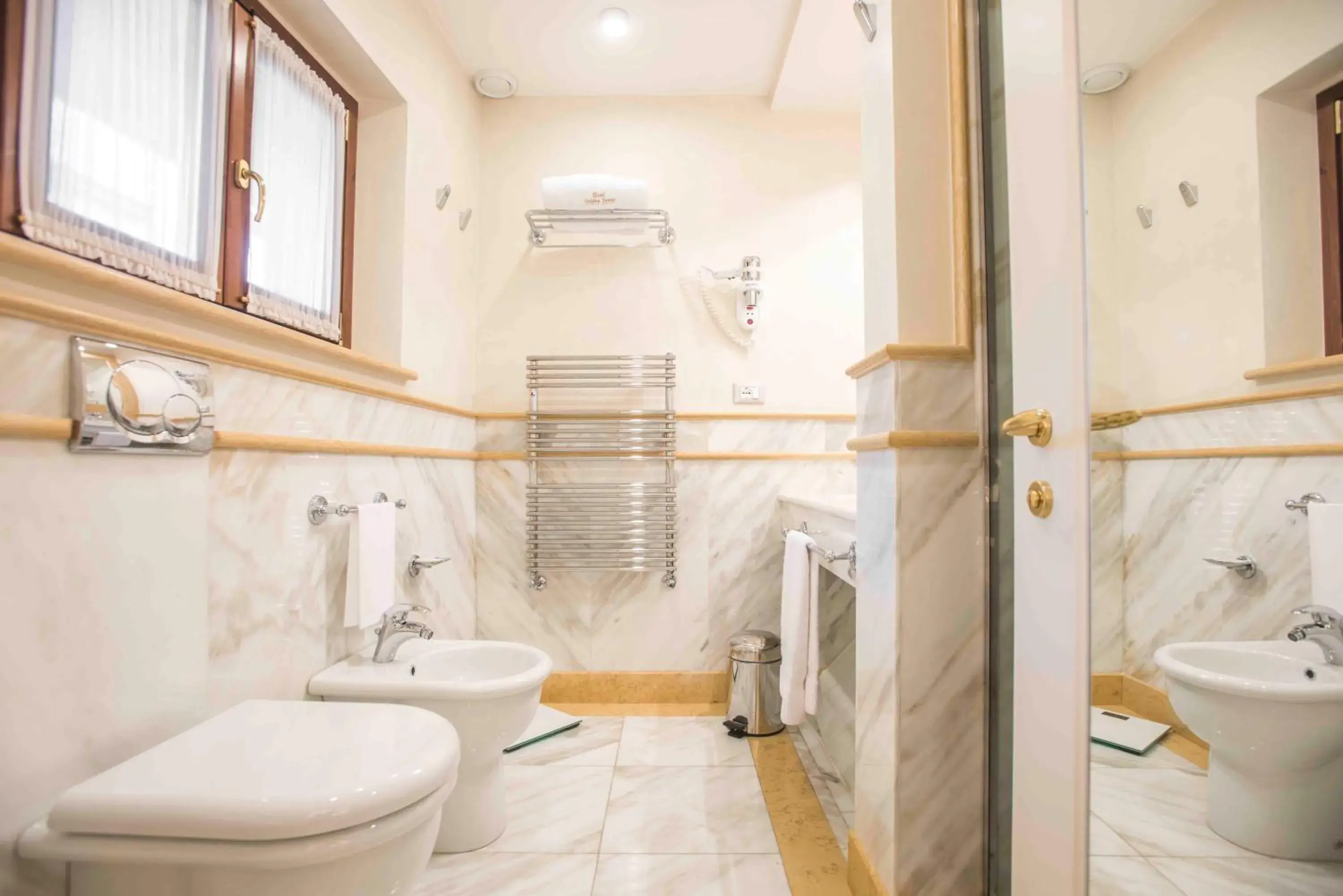 Basic Single Room in Golden Tower Hotel & Spa Basic Single Room in Golden Tower Hotel & Spa