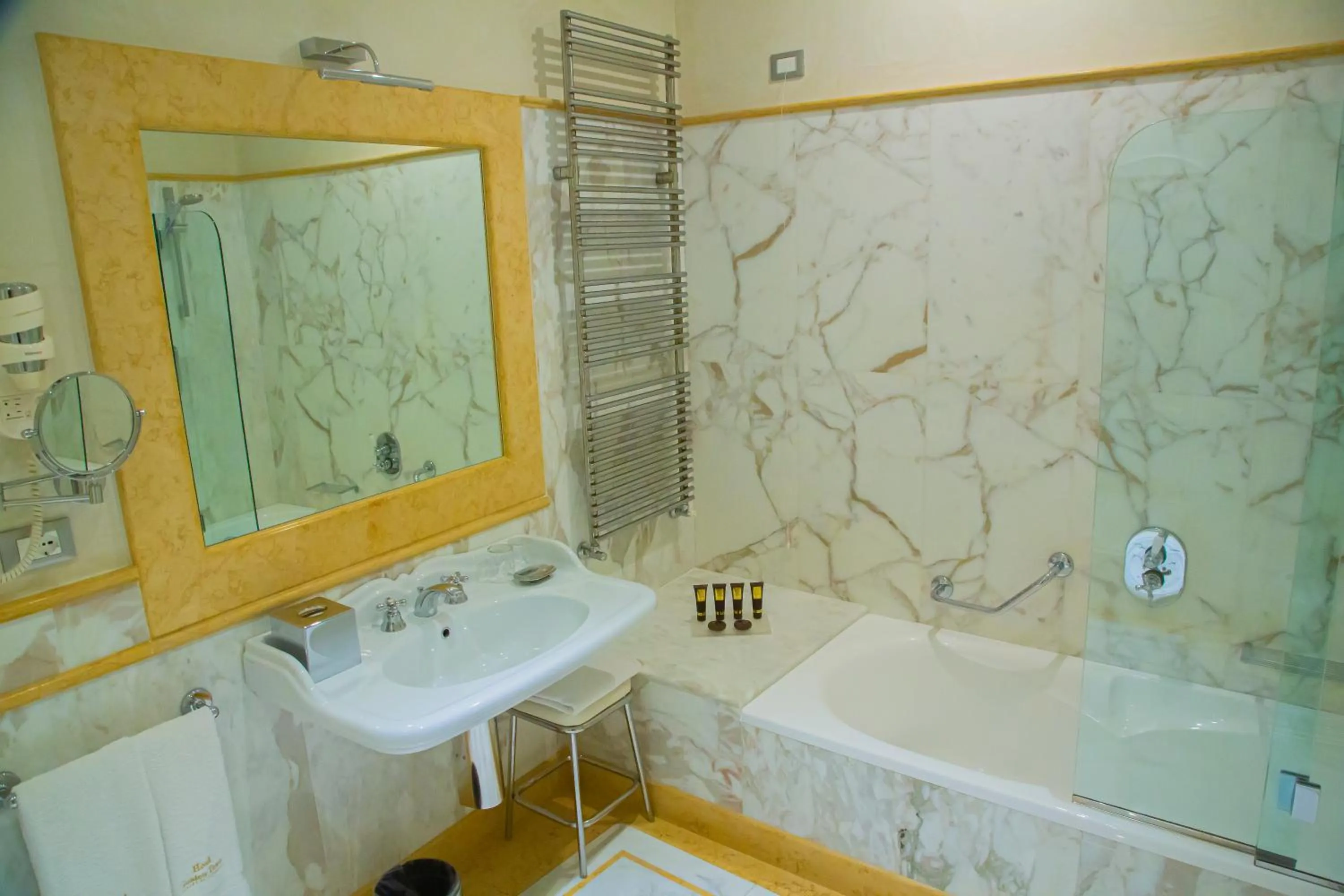 Bathroom in Golden Tower Hotel & Spa