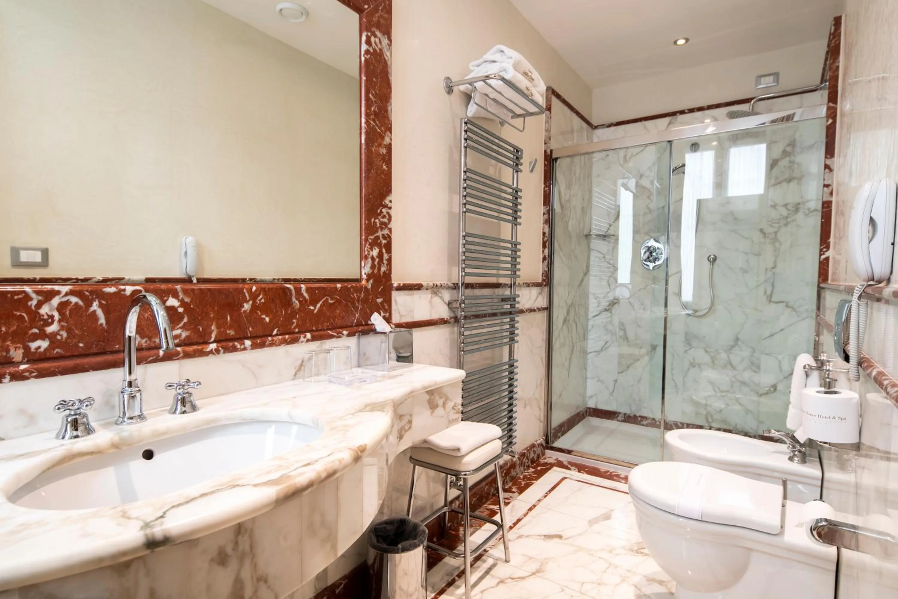 Bathroom in Golden Tower Hotel & Spa