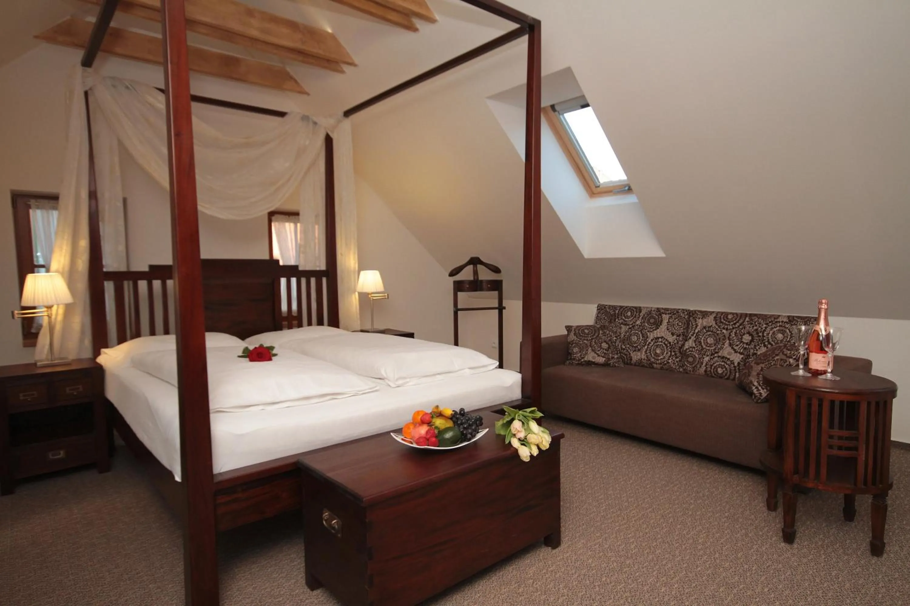 Bedroom, Bed in Hotel Bílý jednorožec