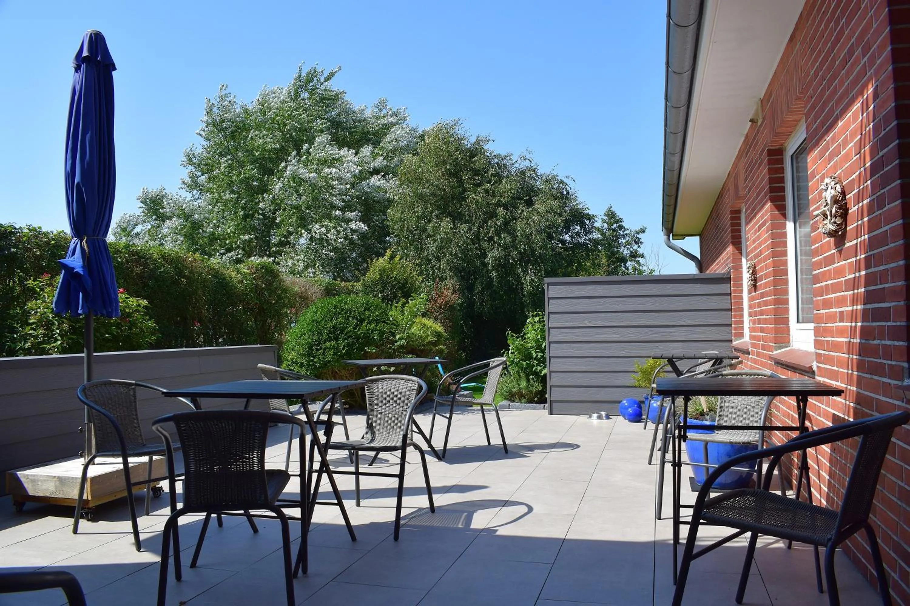 Property building in Hotel Haus am Meer