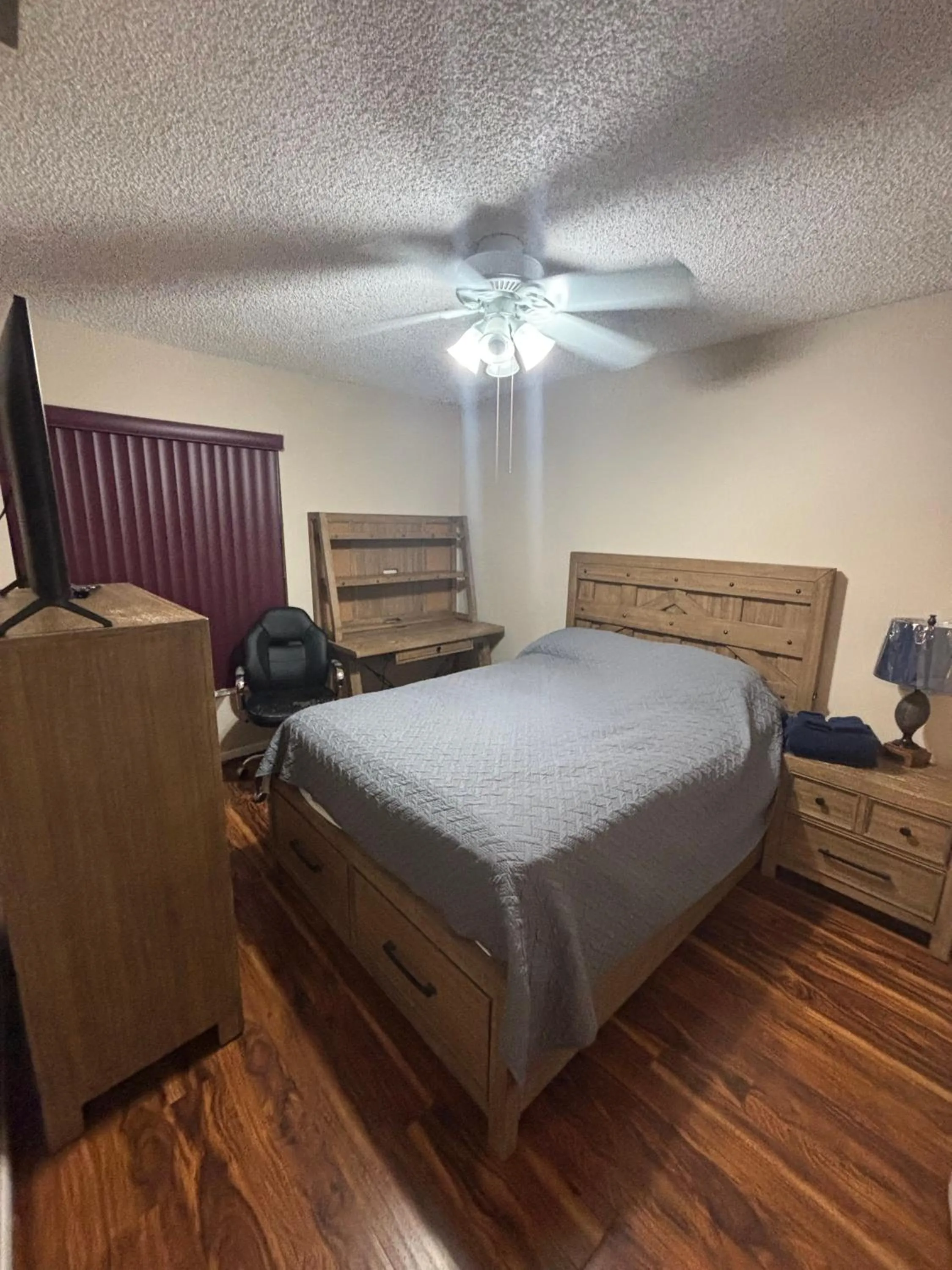 Bed in 82-10SW 135AV