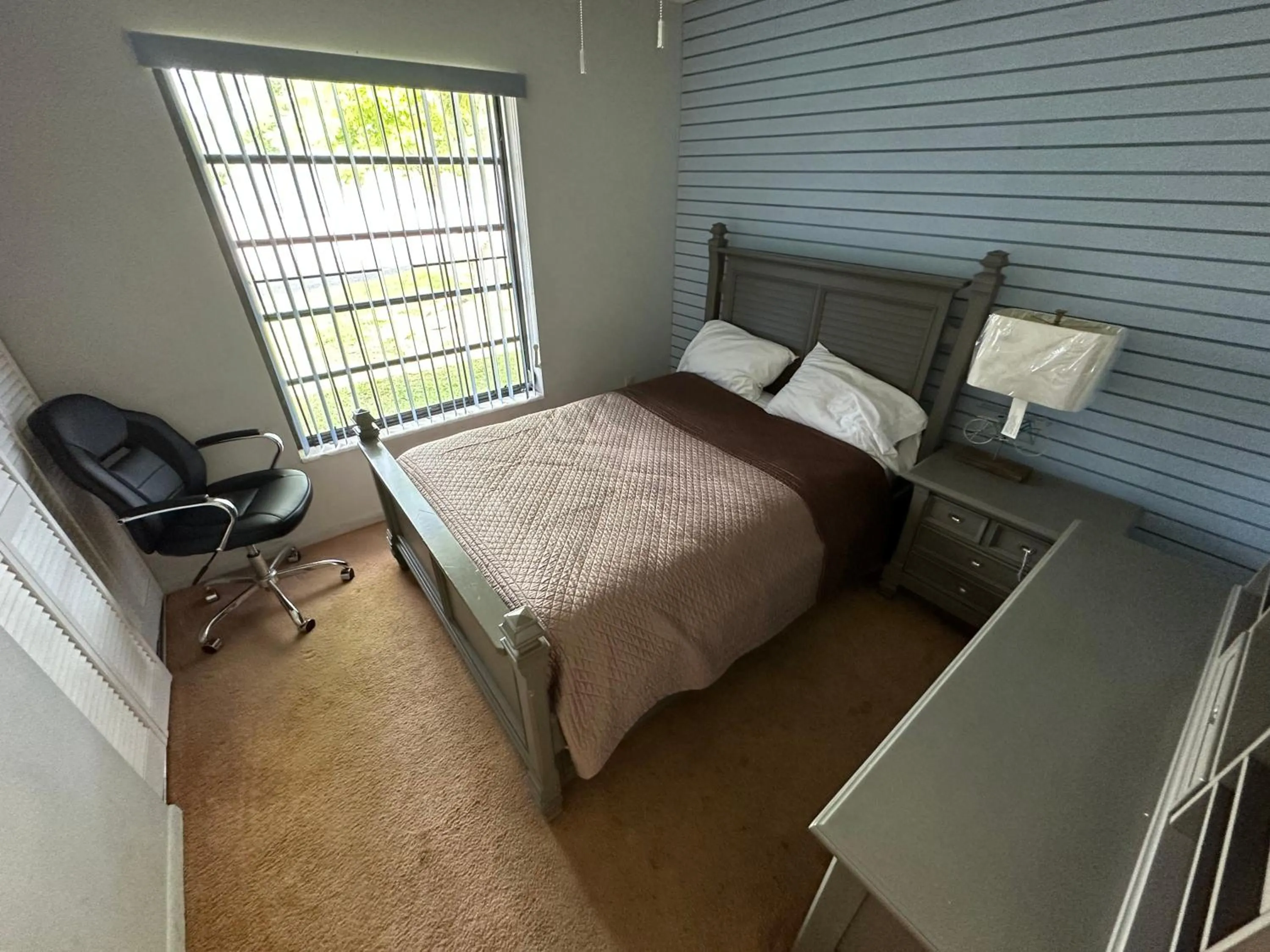 Bed in 82-10SW 135AV