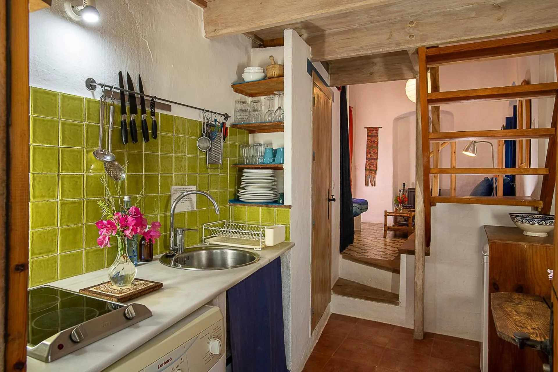 Property building in Casas Karen