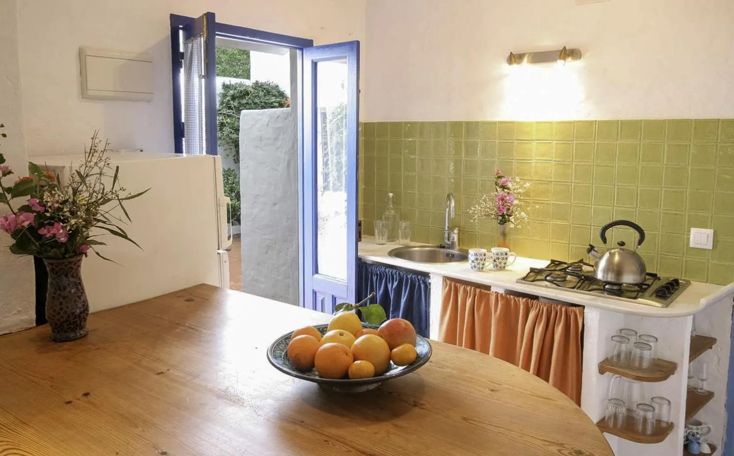 Kitchen or kitchenette in Casas Karen