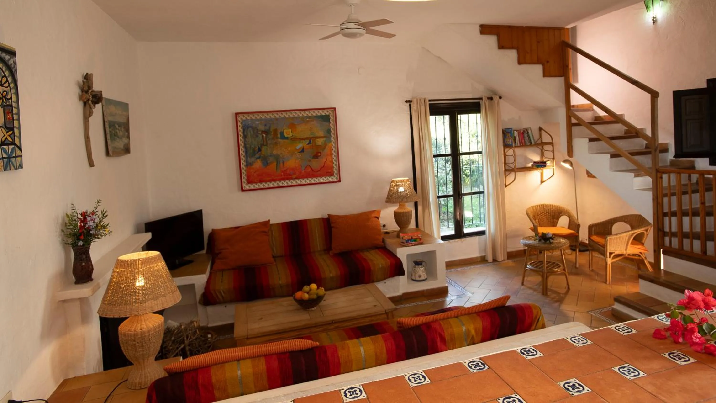 TV and multimedia in Casas Karen