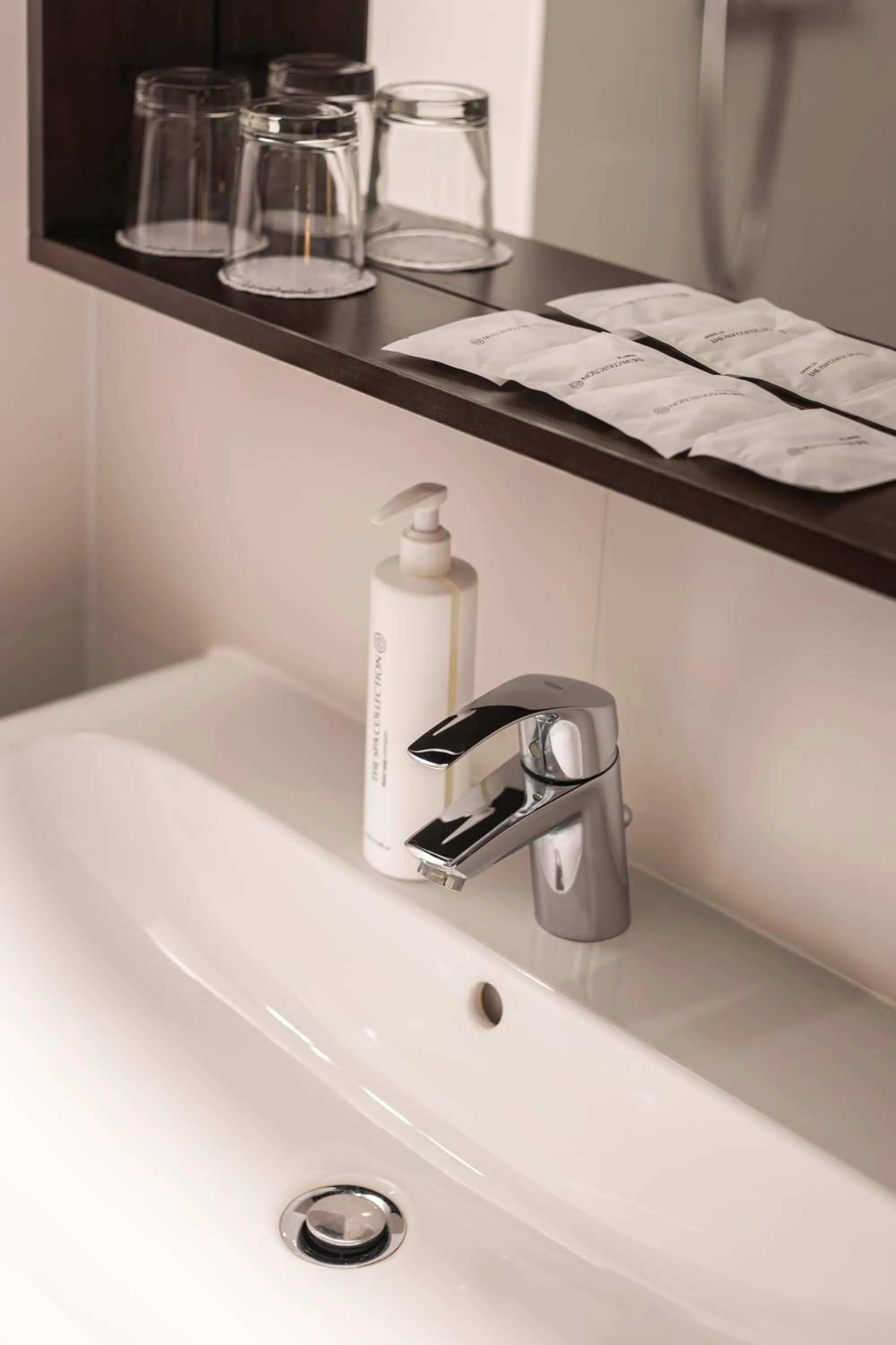 Bathroom in Hotel Orion