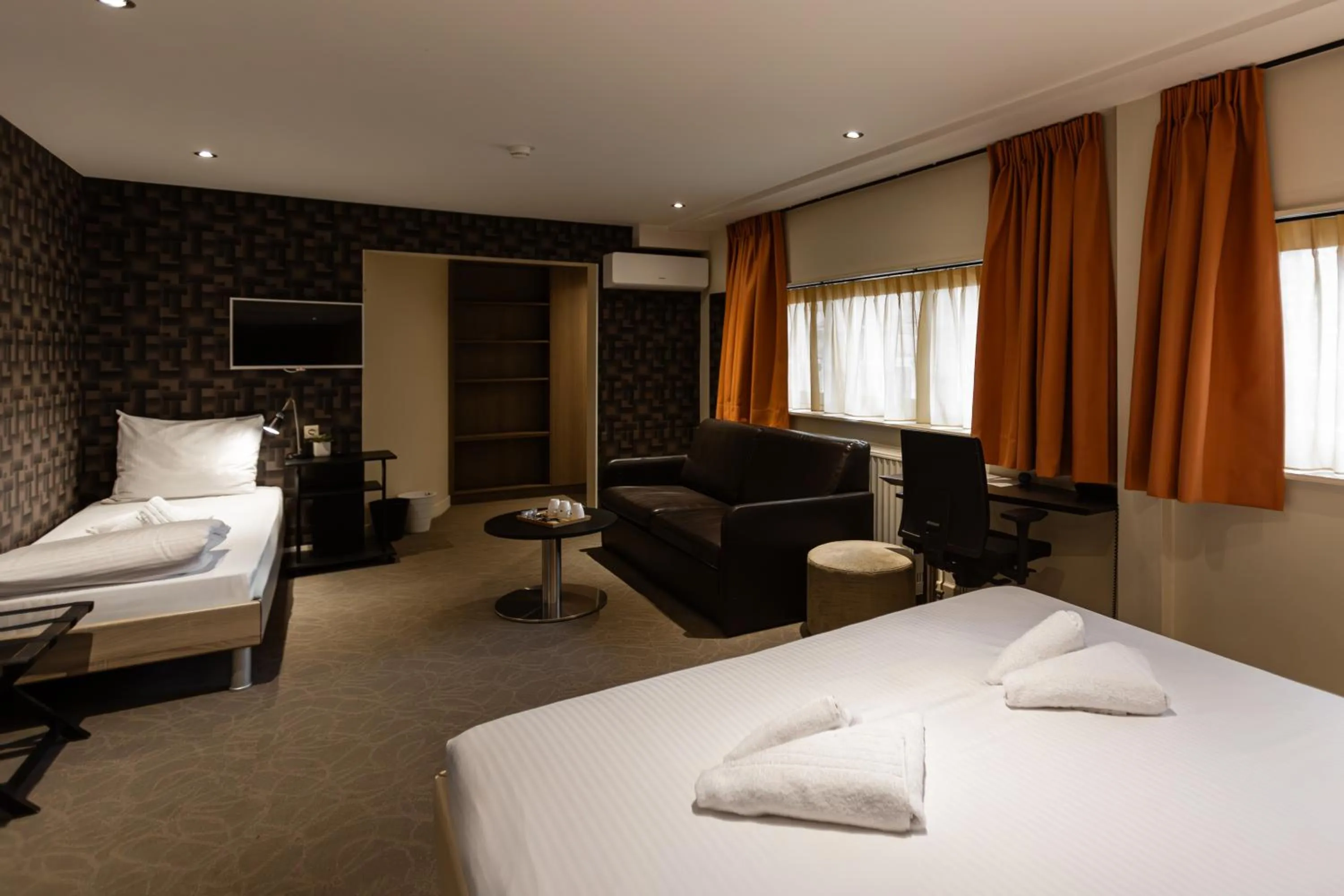 Bedroom, Bed in Hotel Orion