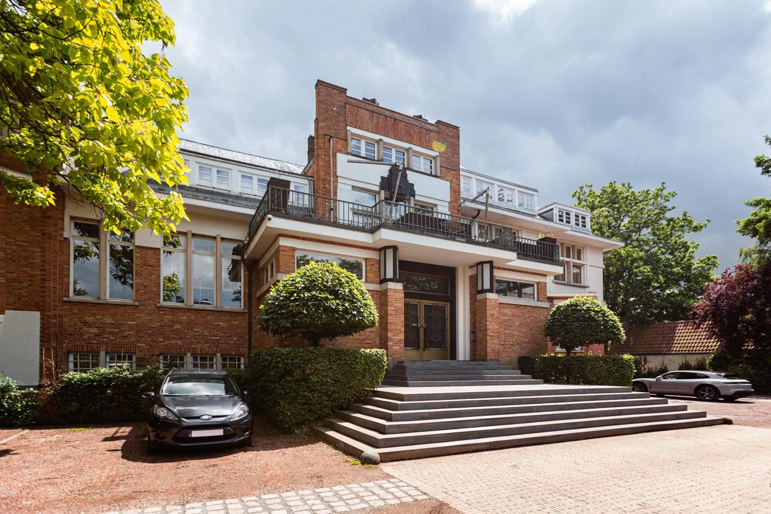 Property building in Hotel Orion