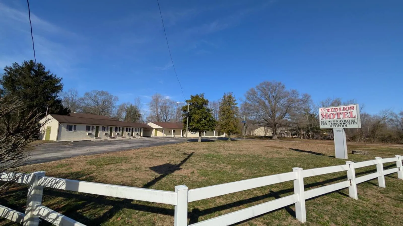 Natural landscape in Red Lion Motel Southampton