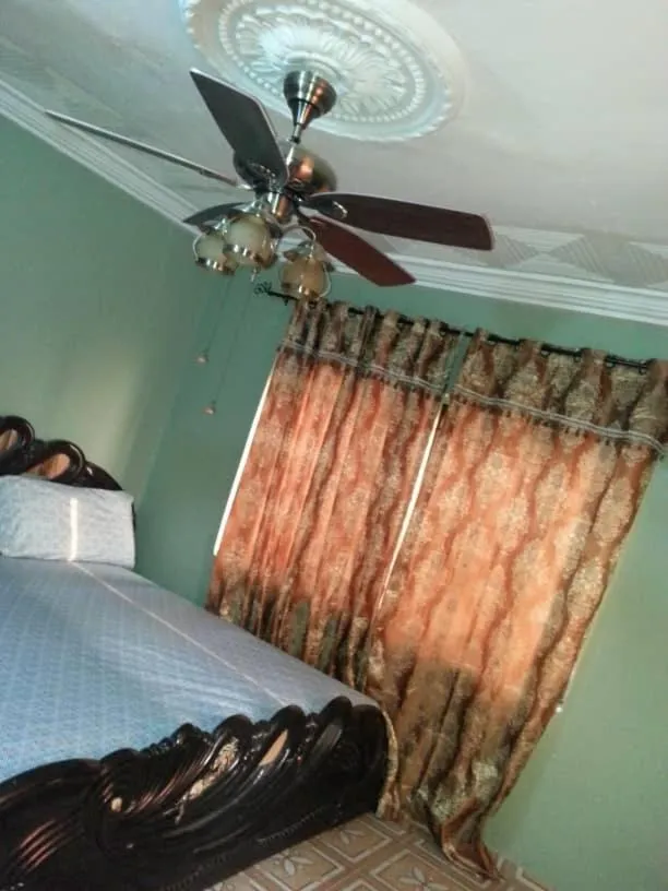 Bed in Gya-son Royal Guest House