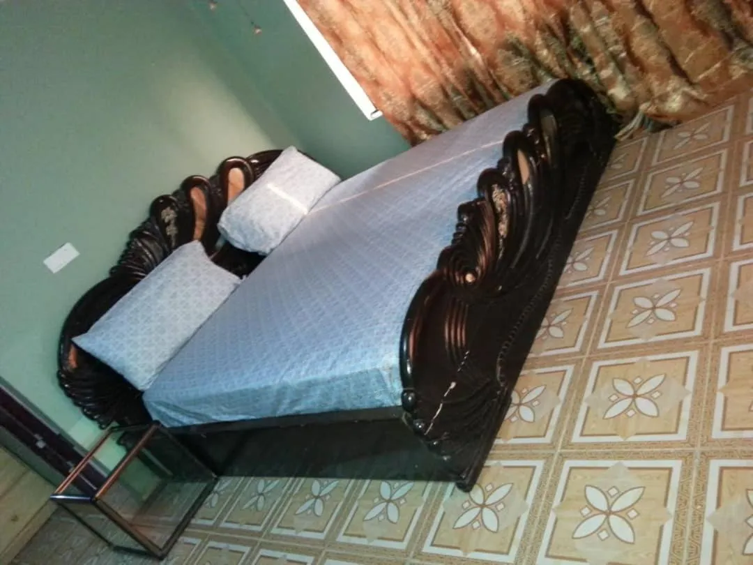 Bed in Gya-son Royal Guest House