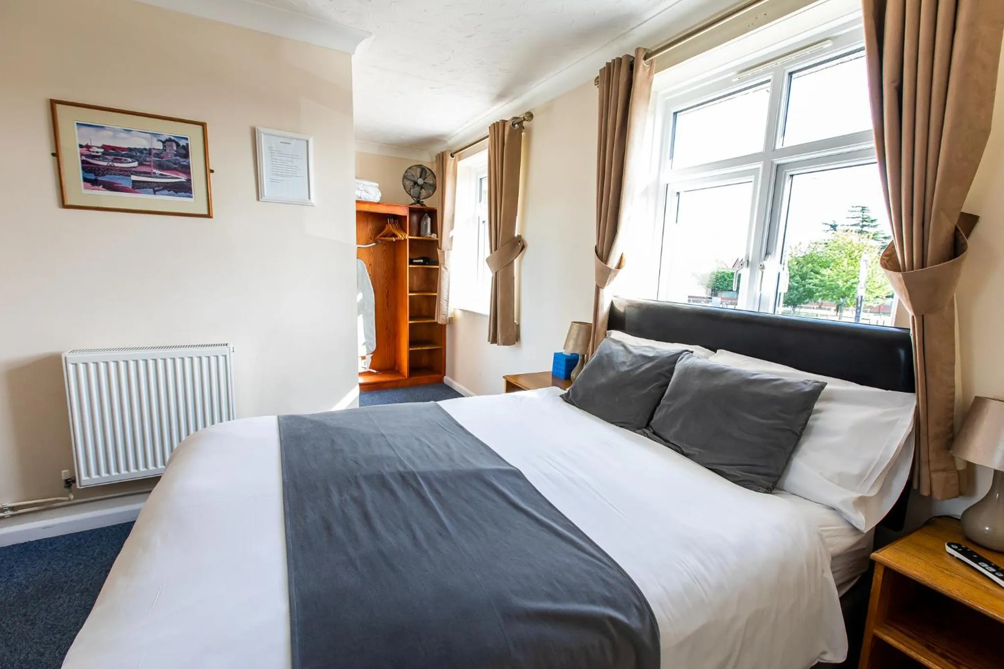 Bed in Blue Boar Inn